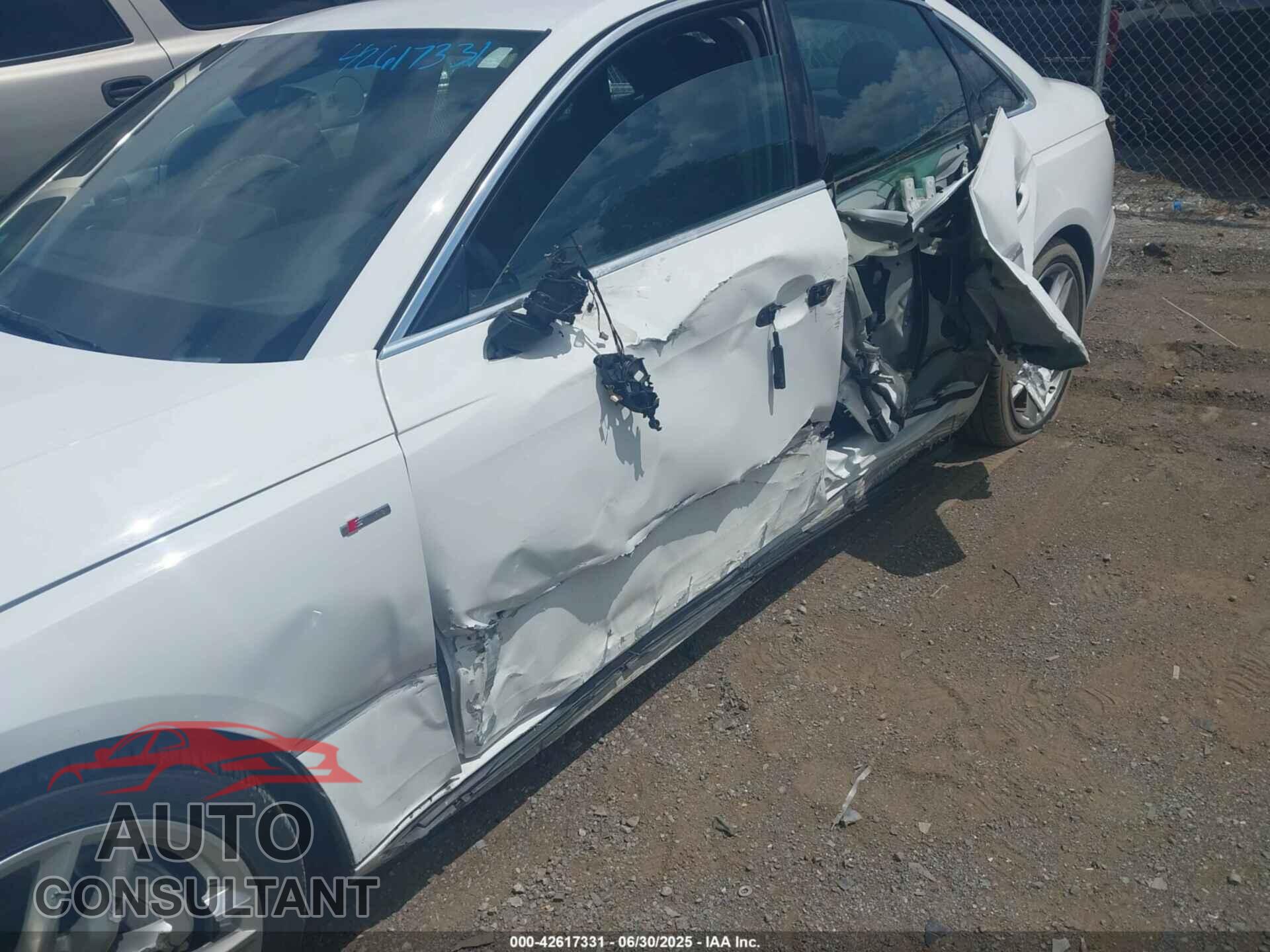 AUDI A4 2023 - WAUDAAF40PN001609