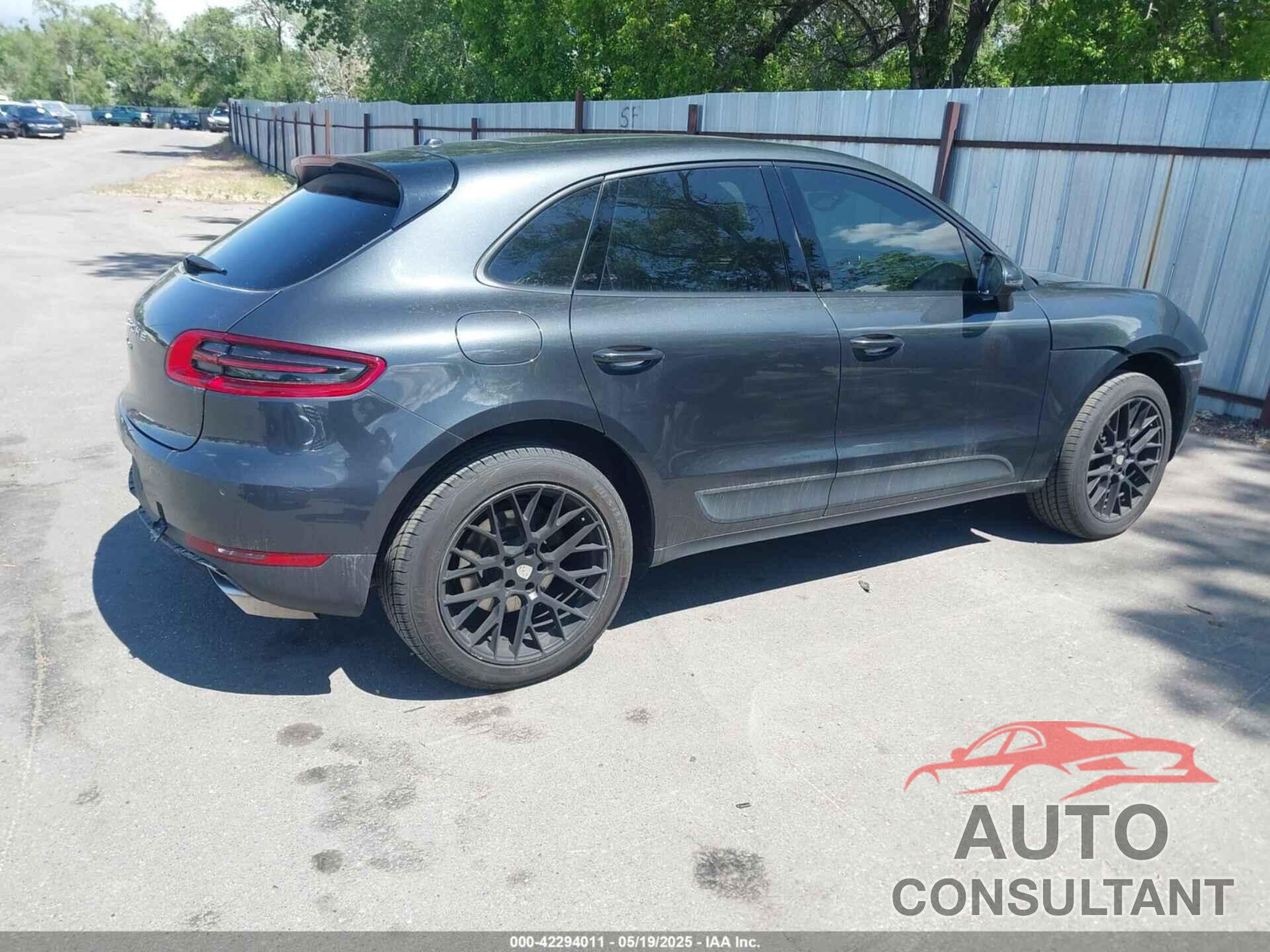 PORSCHE MACAN 2017 - WP1AA2A54HLB06208