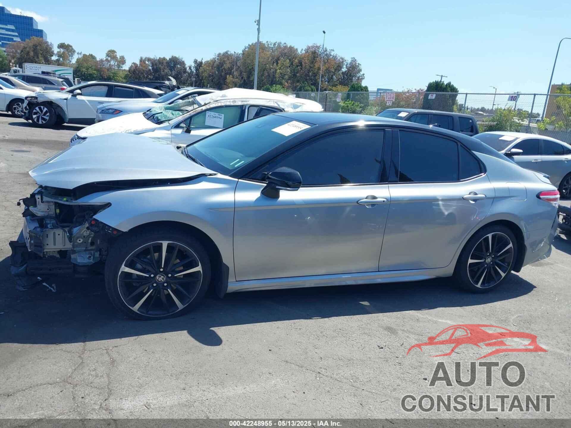 TOYOTA CAMRY 2020 - 4T1K61AK5LU381320