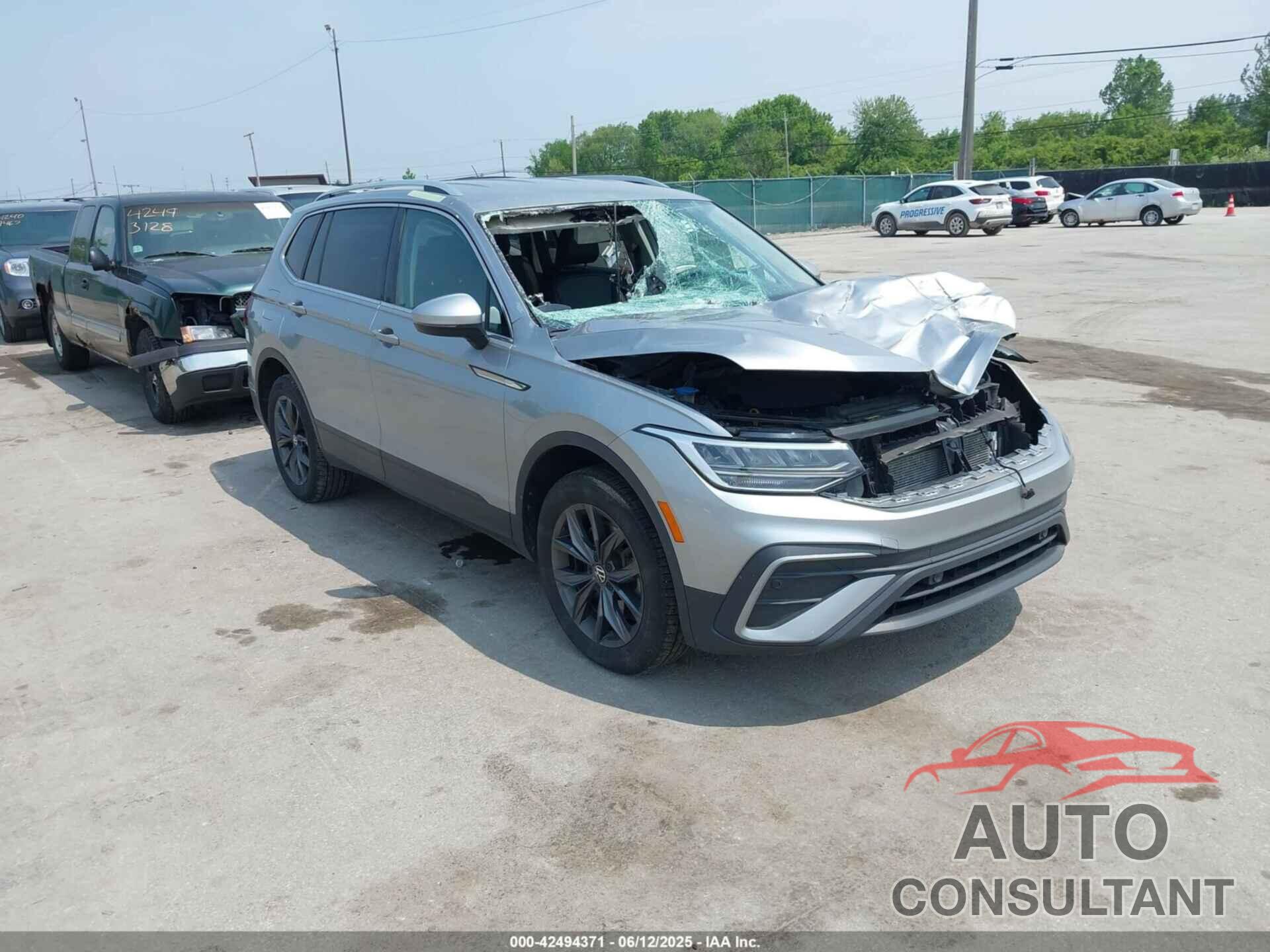 VOLKSWAGEN TIGUAN 2024 - 3VV2B7AX2RM012282