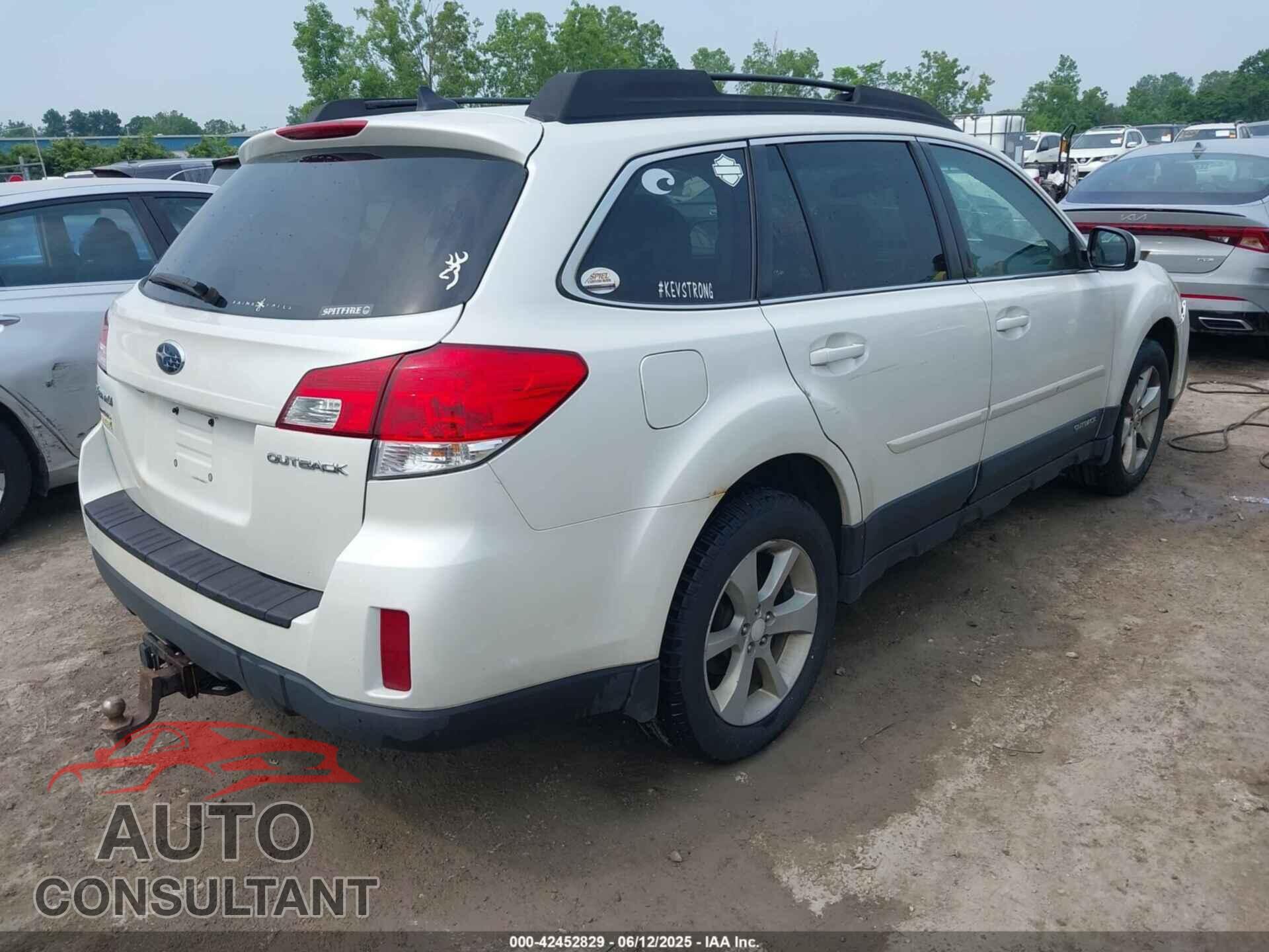 SUBARU OUTBACK 2014 - 4S4BRCDC4E3300064
