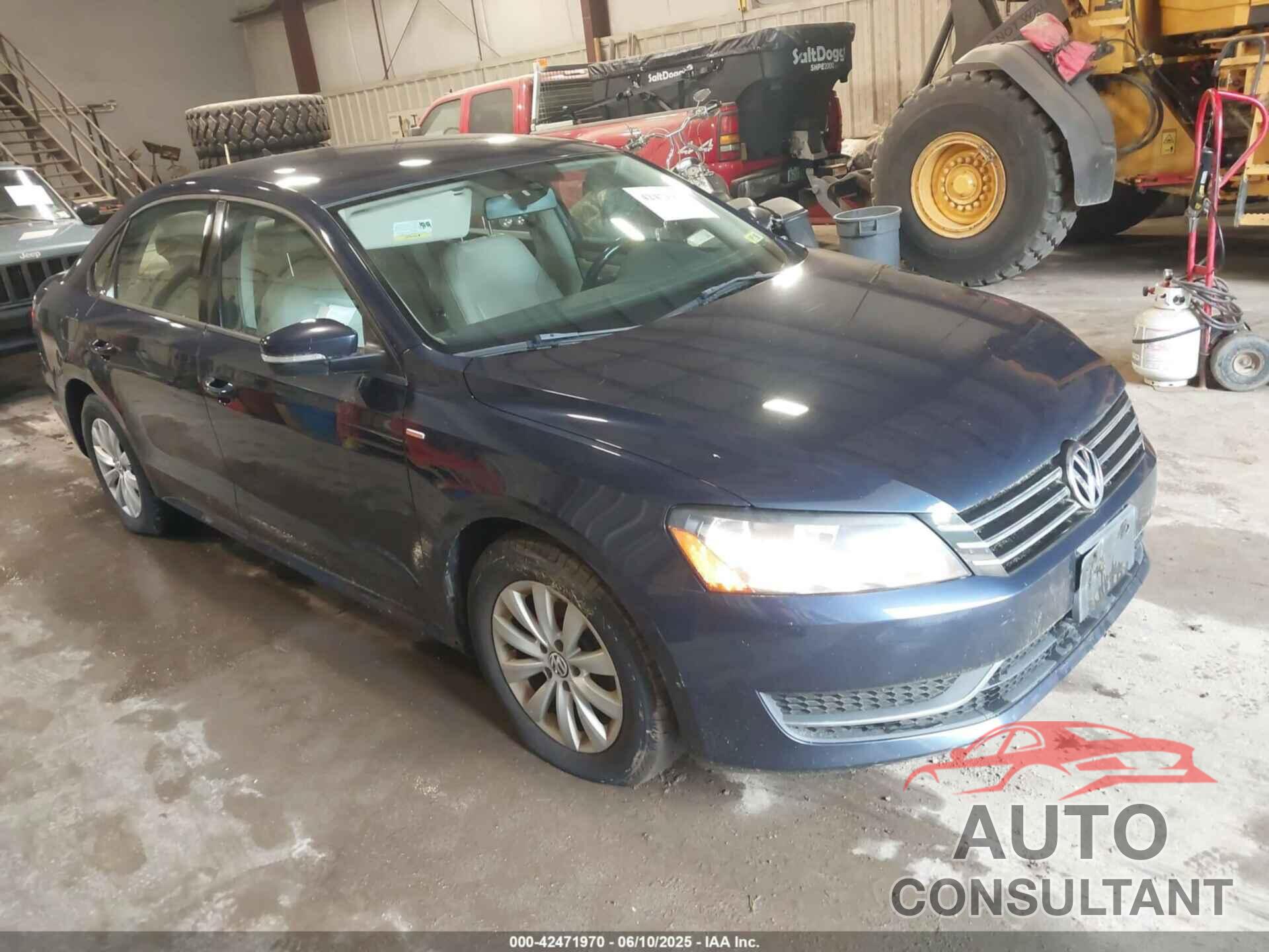 VOLKSWAGEN PASSAT 2014 - 1VWAP7A34EC010664