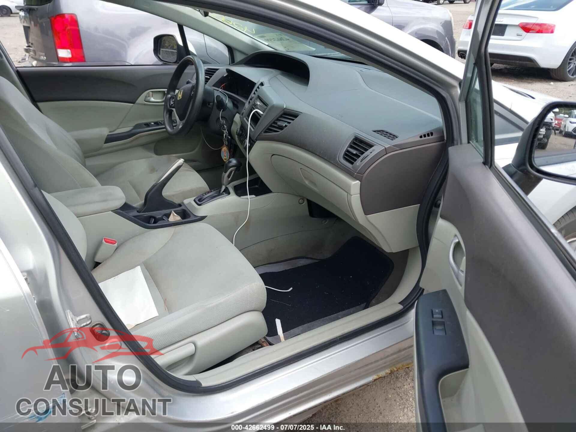HONDA CIVIC 2012 - 2HGFB2F50CH323954