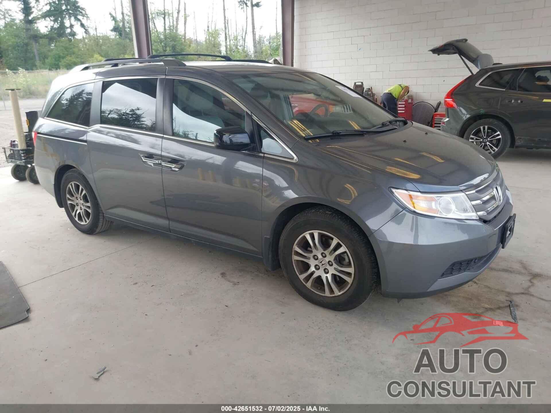 HONDA ODYSSEY 2013 - 5FNRL5H46DB049763
