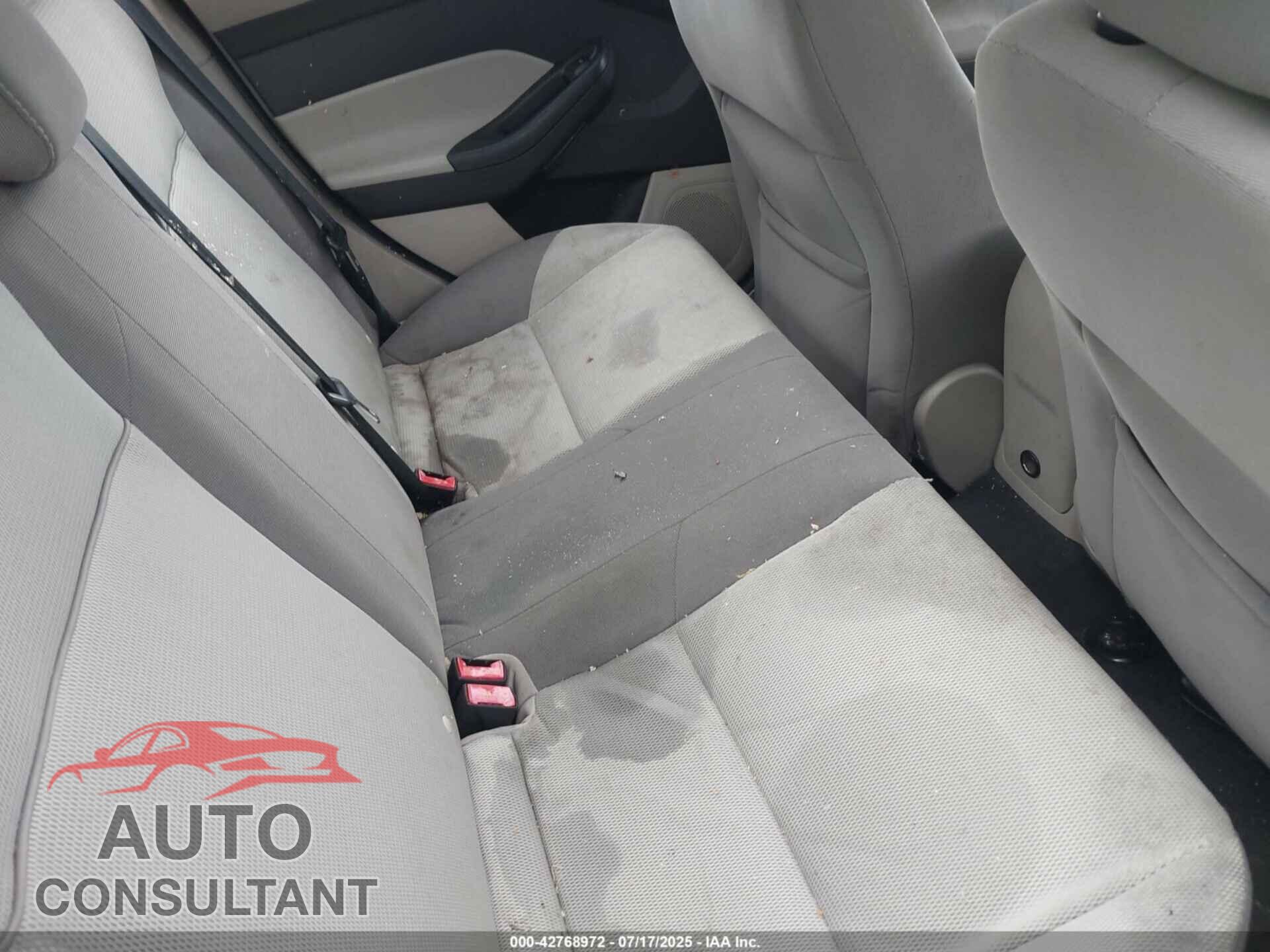 FORD FOCUS 2014 - 1FADP3F21EL243867