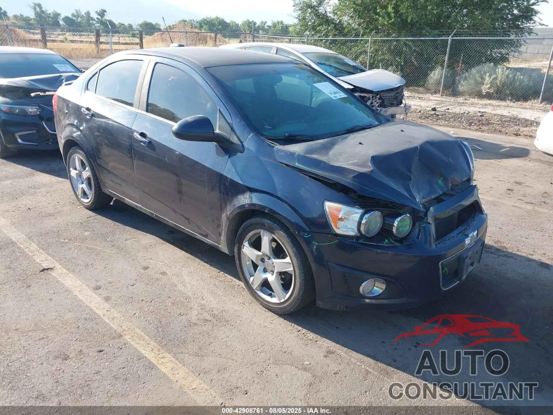 CHEVROLET SONIC 2016 - 1G1JE5SB6G4137621