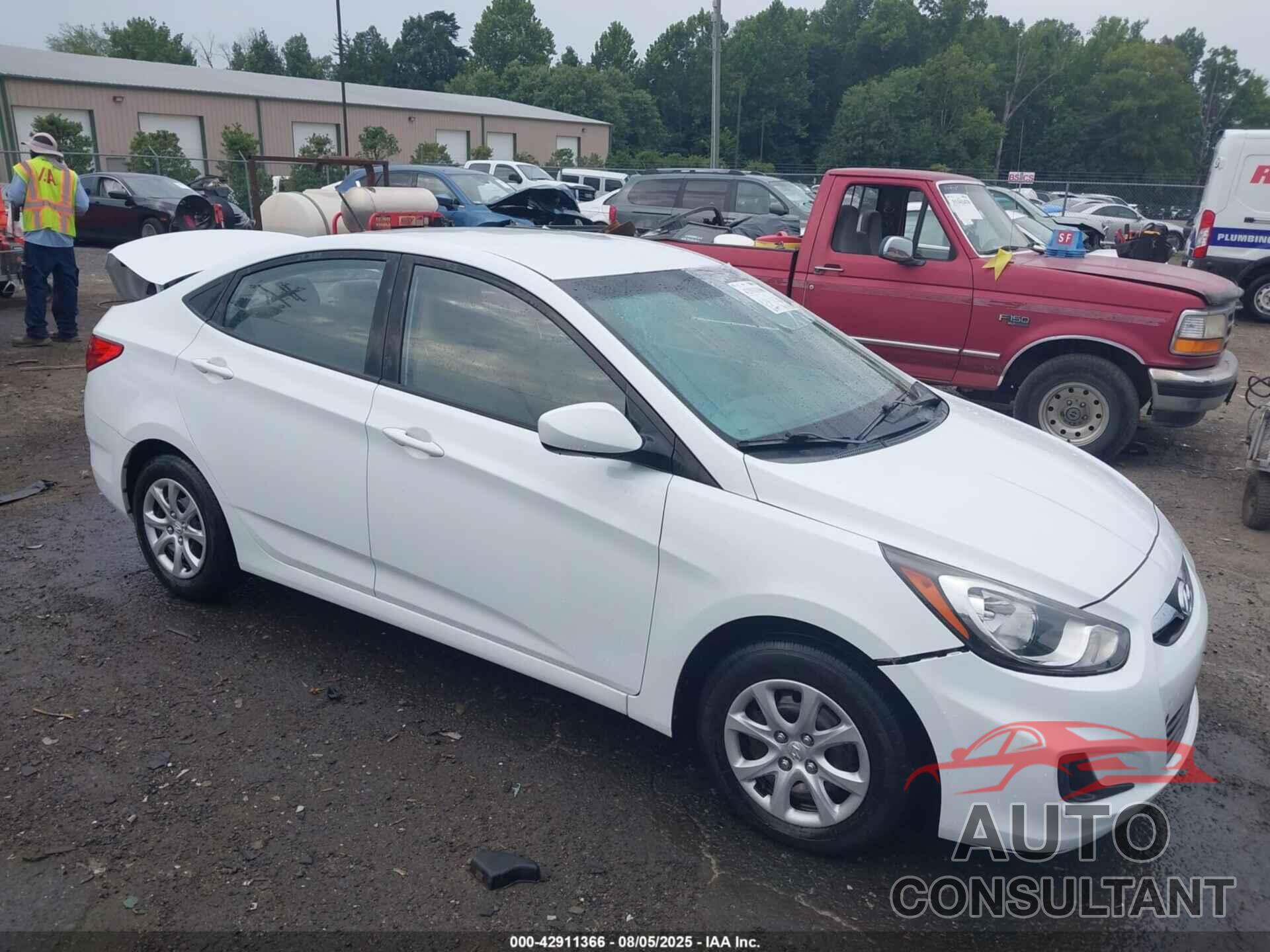 HYUNDAI ACCENT 2014 - KMHCT4AE5EU694332
