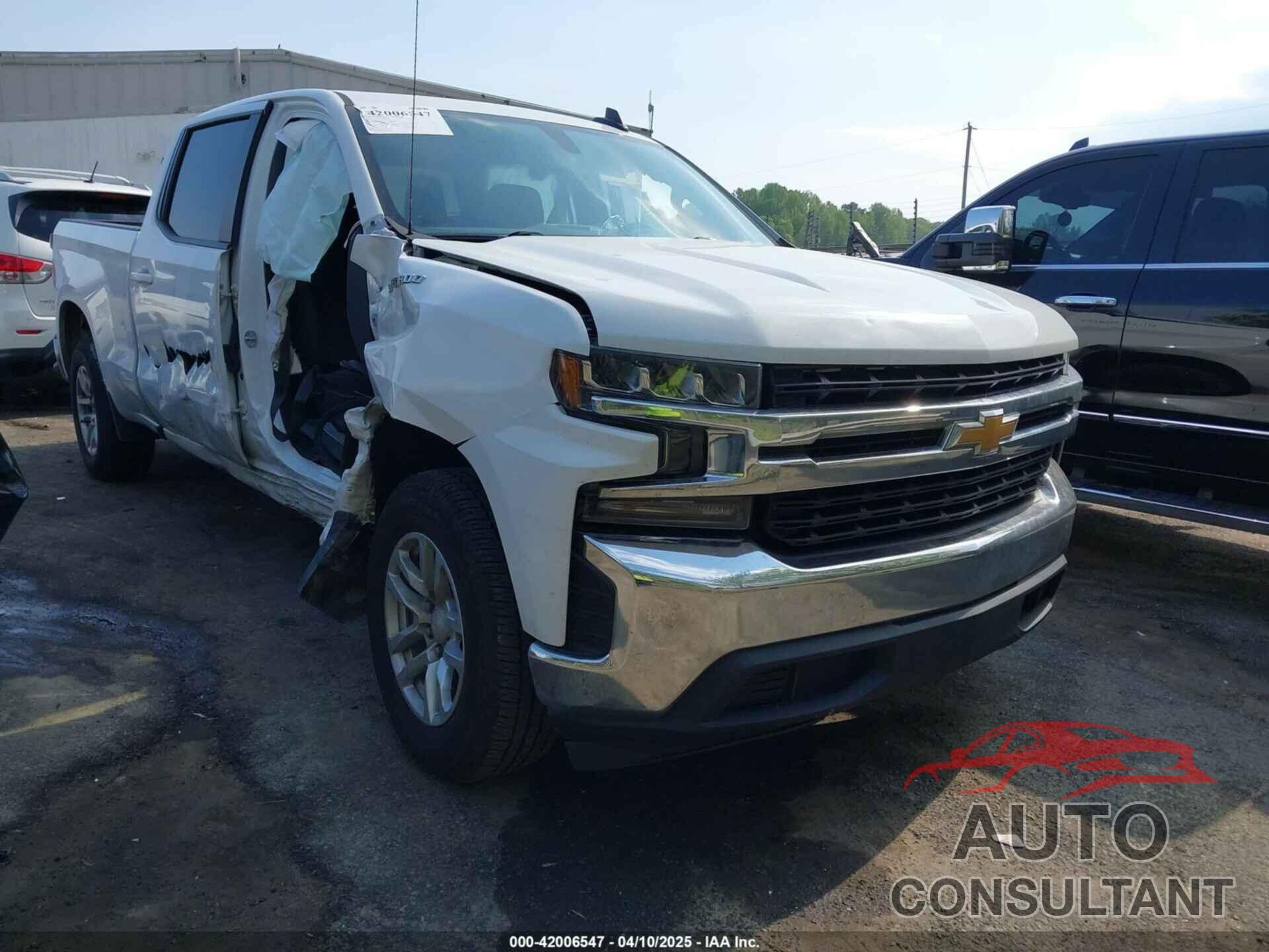 CHEVROLET SILVERADO 1500 2021 - 1GCPWCED7MZ423816
