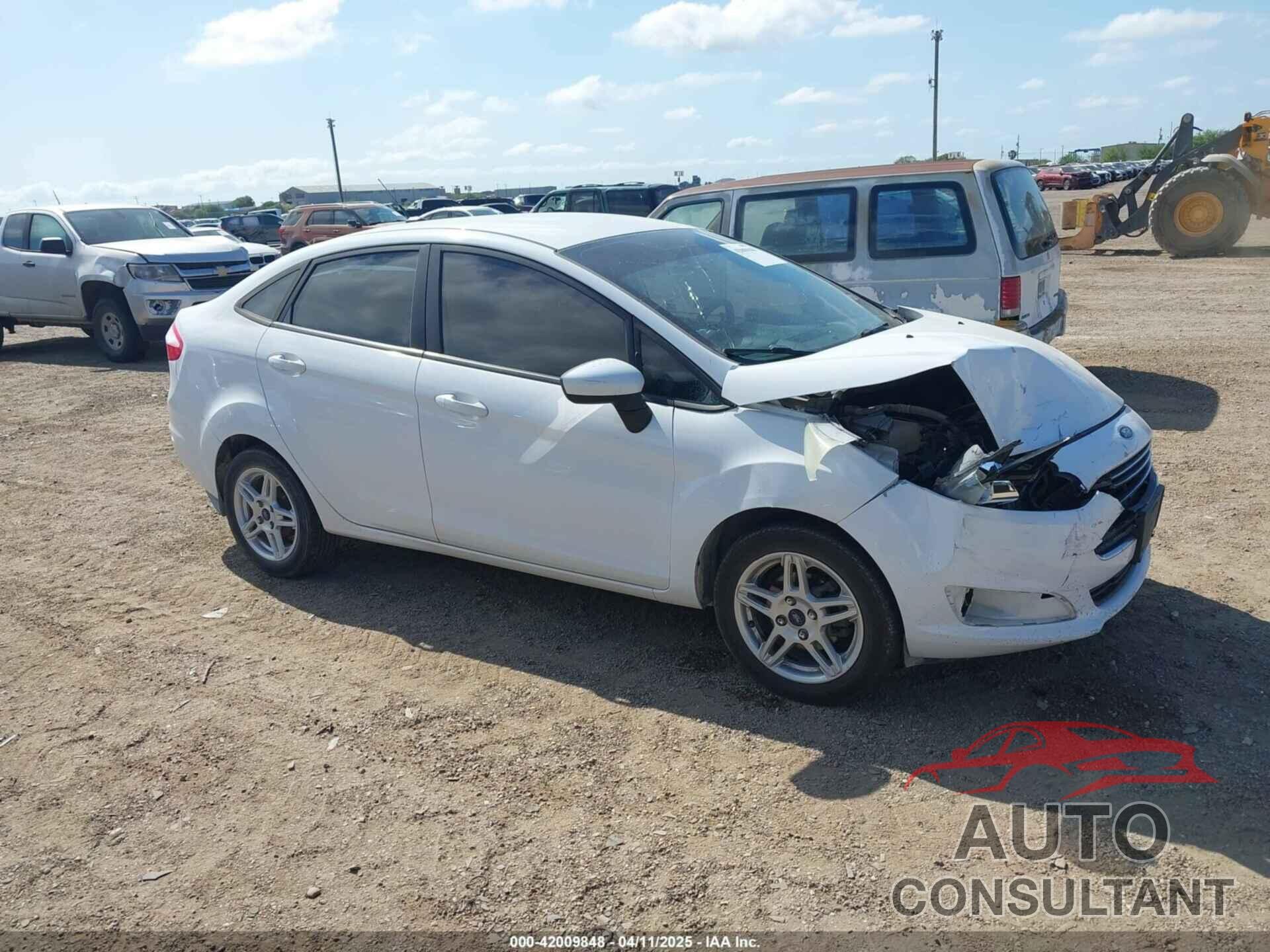 FORD FIESTA 2018 - 3FADP4BJ9JM104307