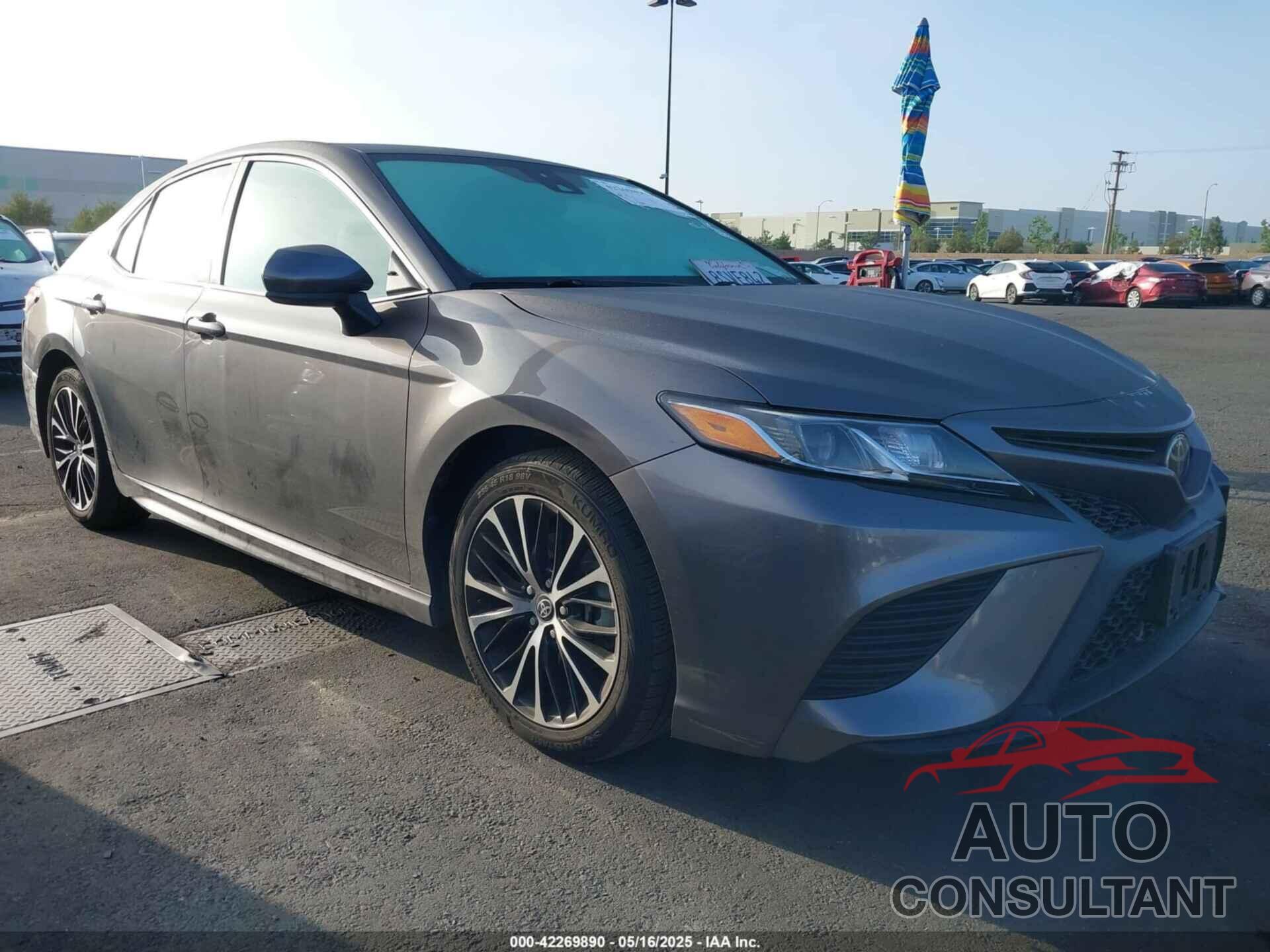 TOYOTA CAMRY 2020 - 4T1G11AK8LU965621