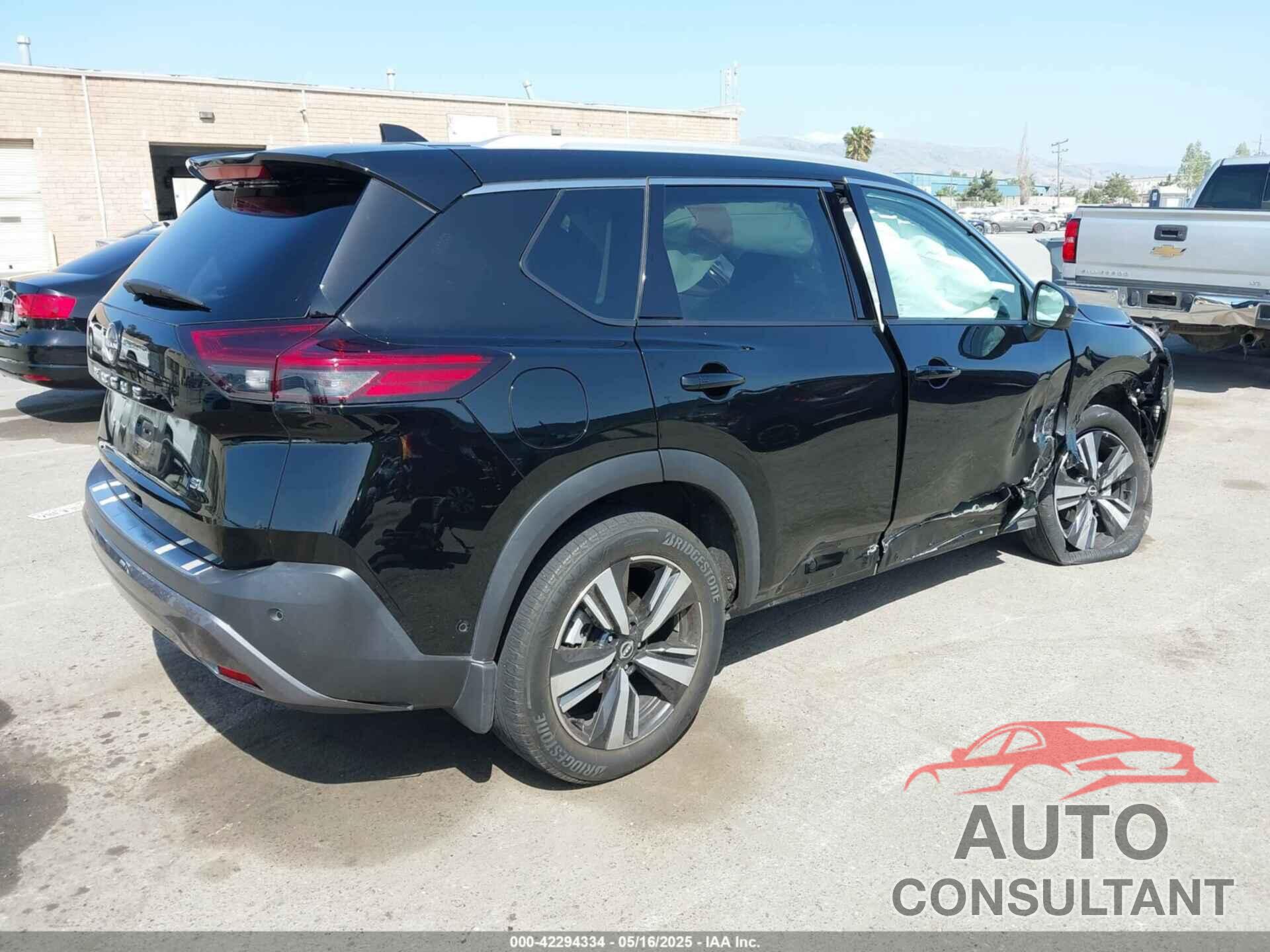 NISSAN ROGUE 2022 - 5N1BT3CA4NC695090