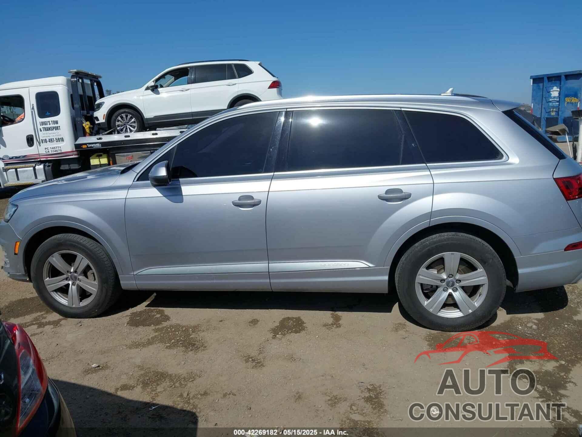 AUDI Q7 2018 - WA1LHAF72JD016138