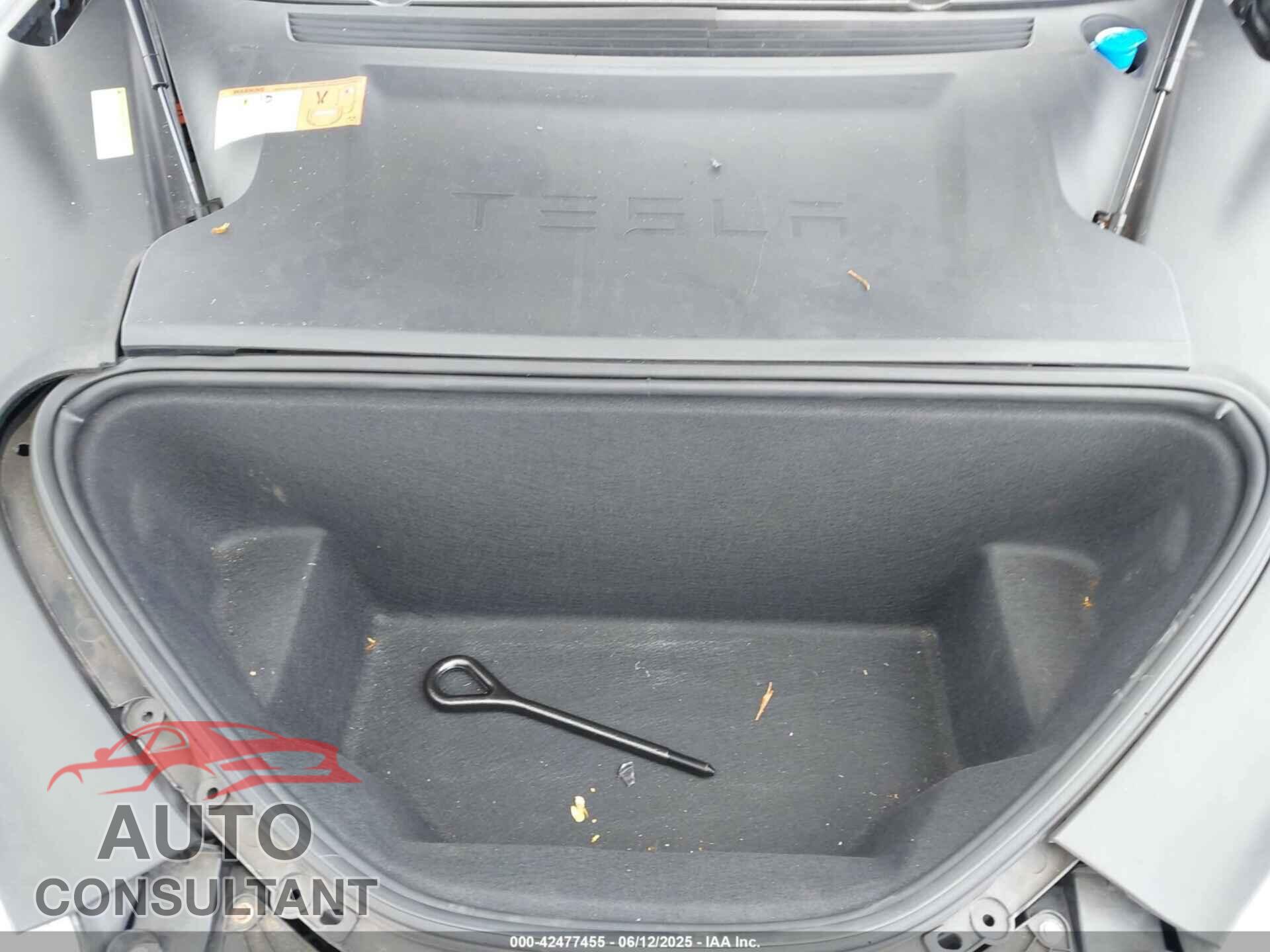 TESLA MODEL S 2017 - 5YJSA1E2XHF190425