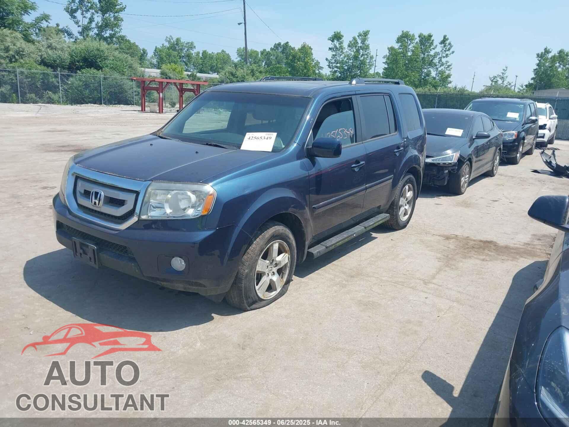 HONDA PILOT 2011 - 5FNYF4H58BB074120