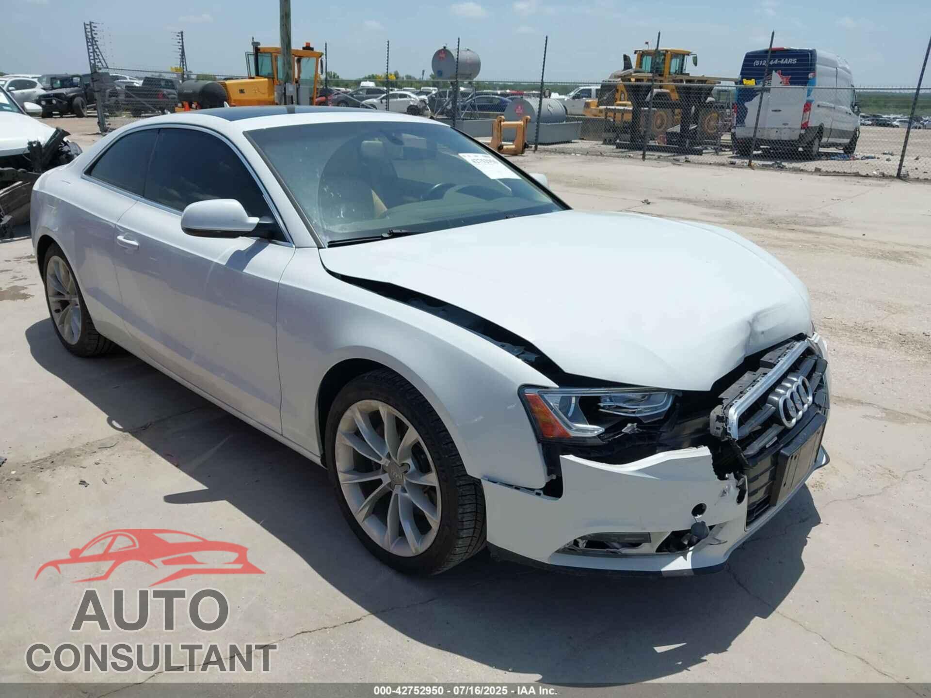 AUDI A5 2014 - WAUCFAFR9EA025663