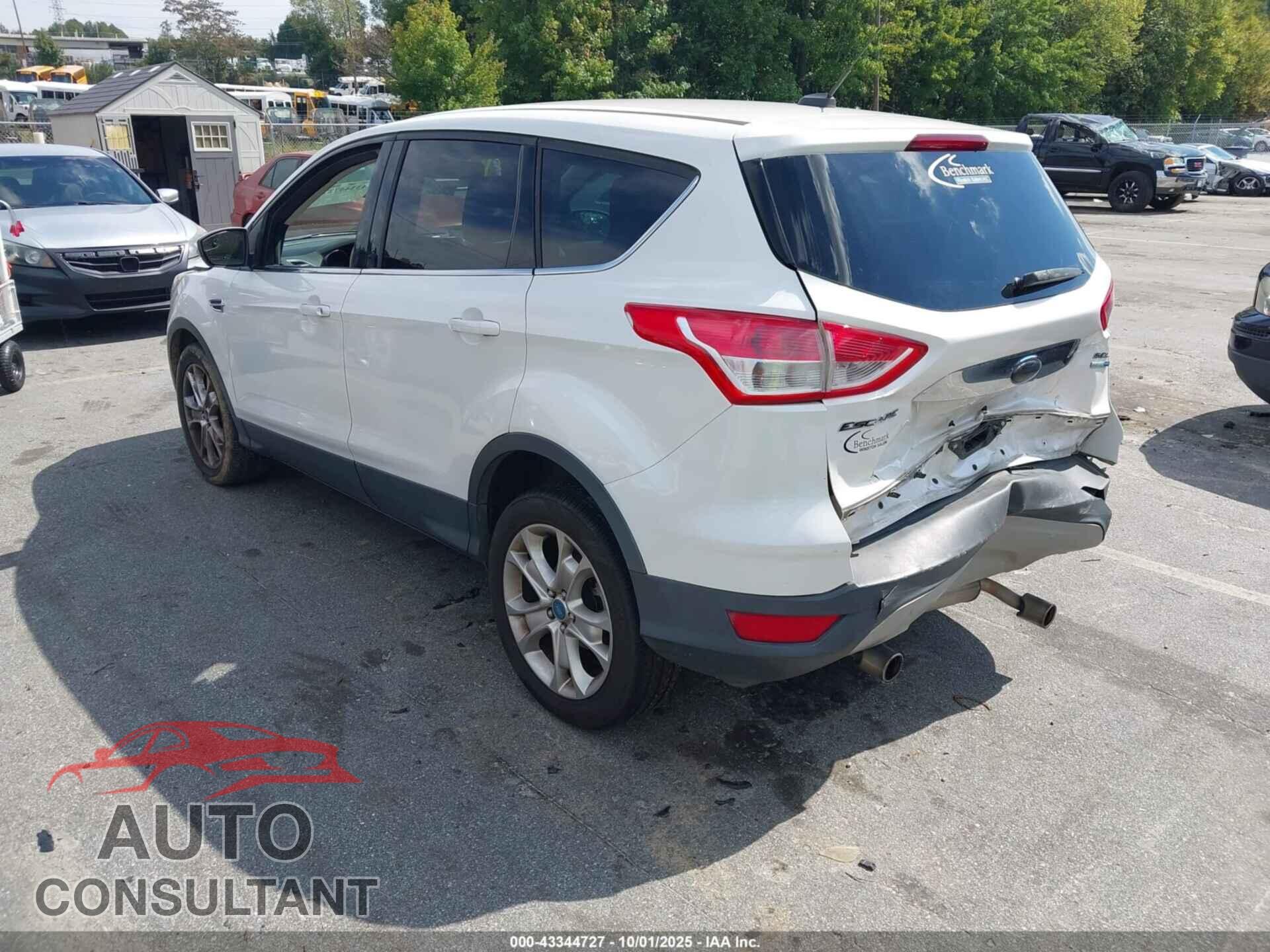 FORD ESCAPE 2013 - 1FMCU9H99DUC37962