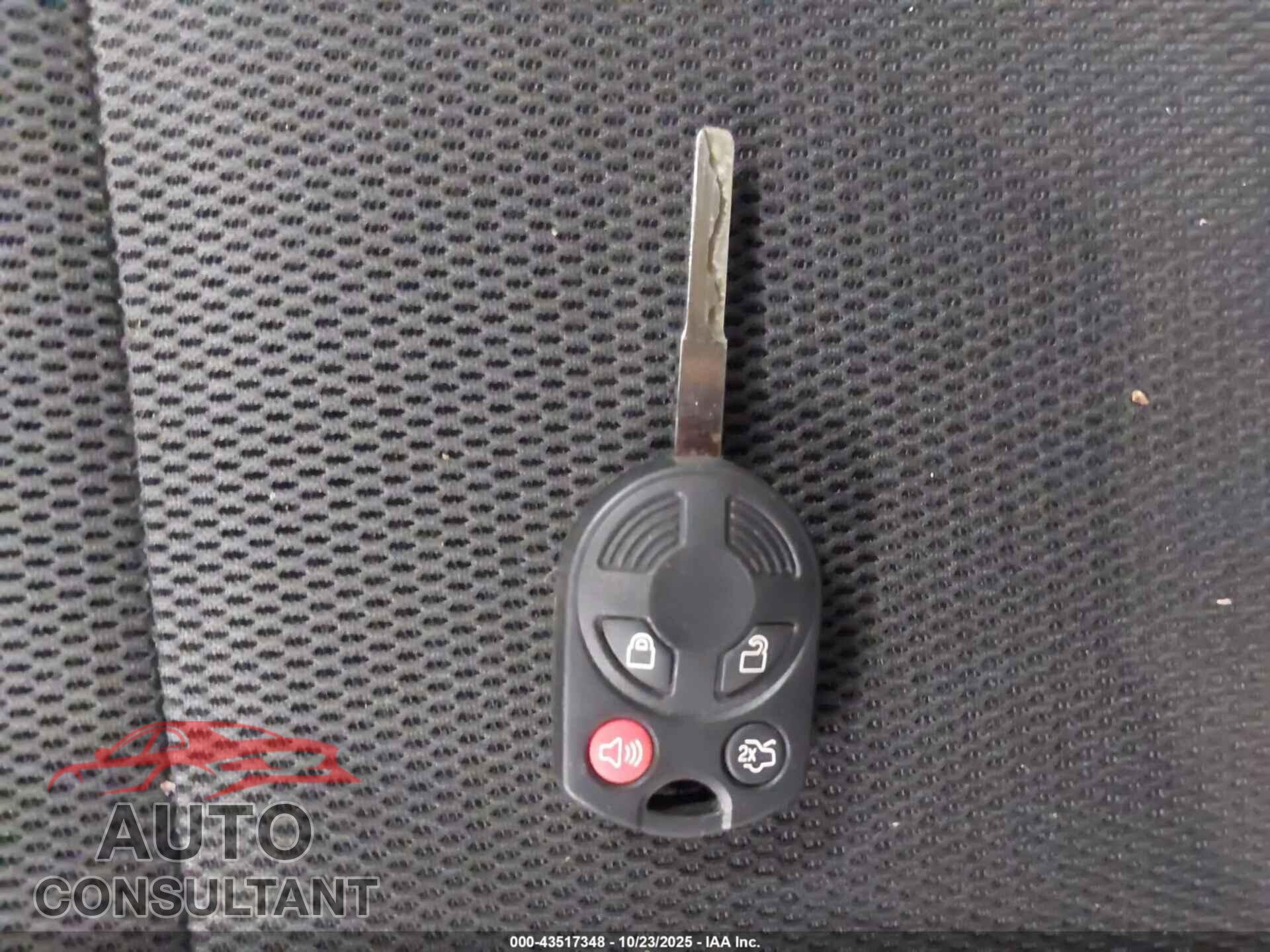 FORD FOCUS 2013 - 1FADP3F26DL352694