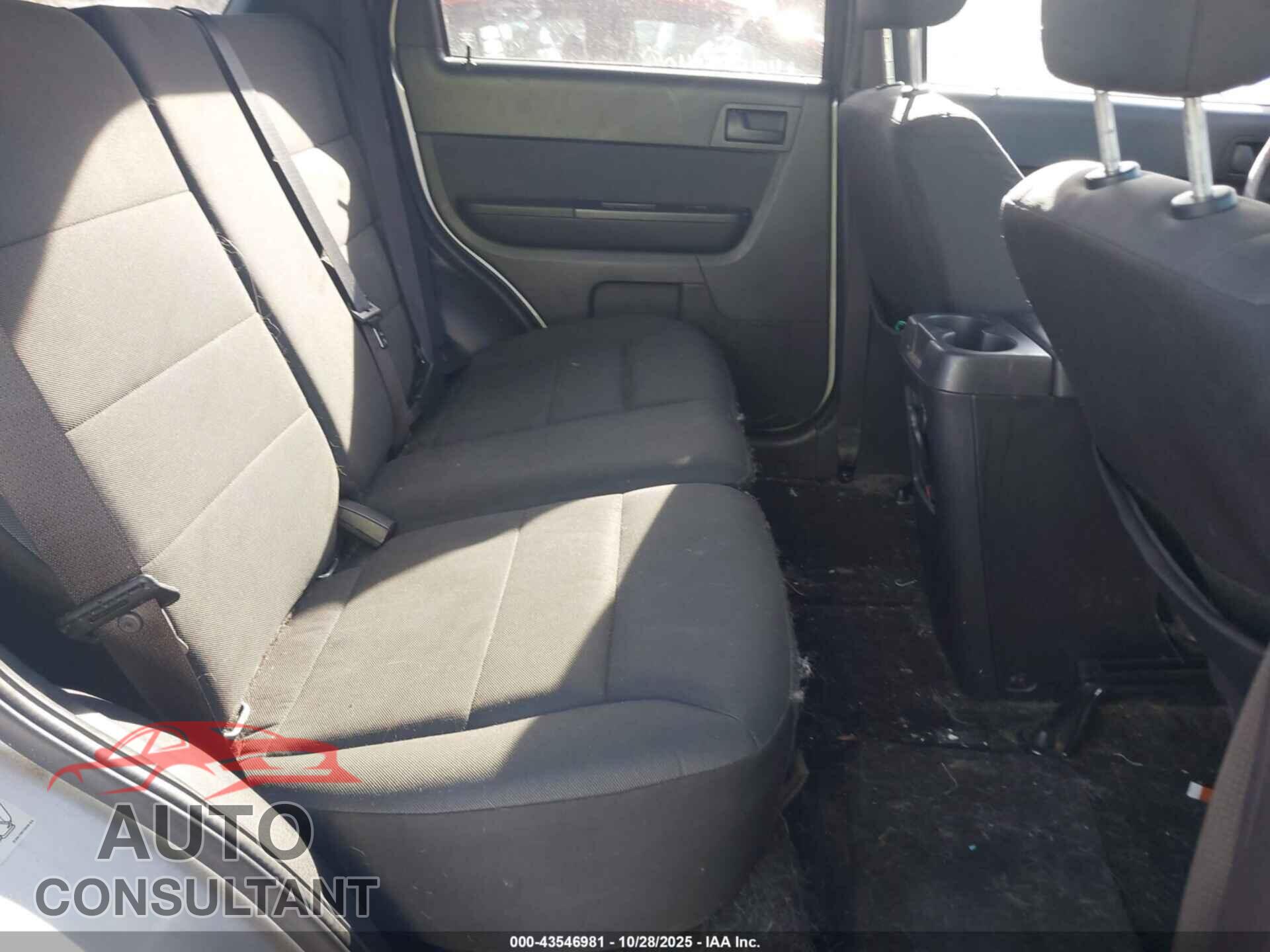 FORD ESCAPE 2011 - 1FMCU0D72BKC09140