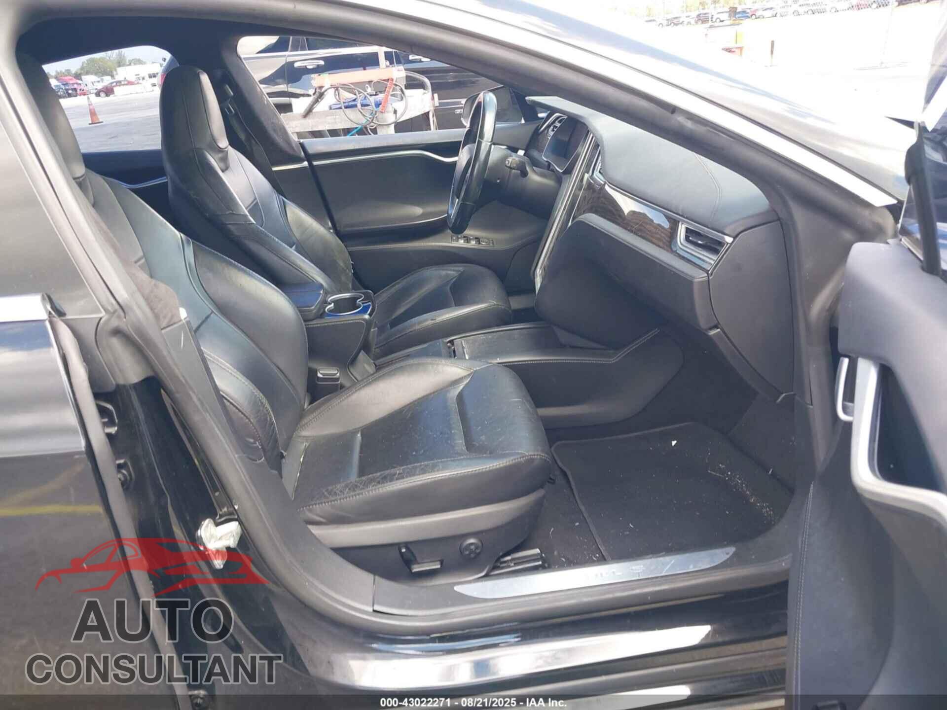 TESLA MODEL S 2016 - 5YJSA1E14GF174663