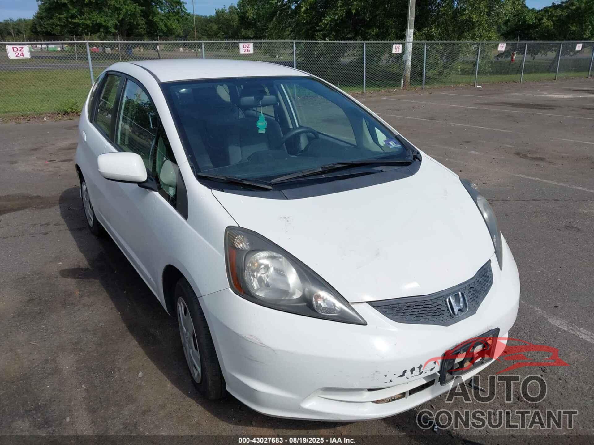 HONDA FIT 2013 - JHMGE8H3XDC017839