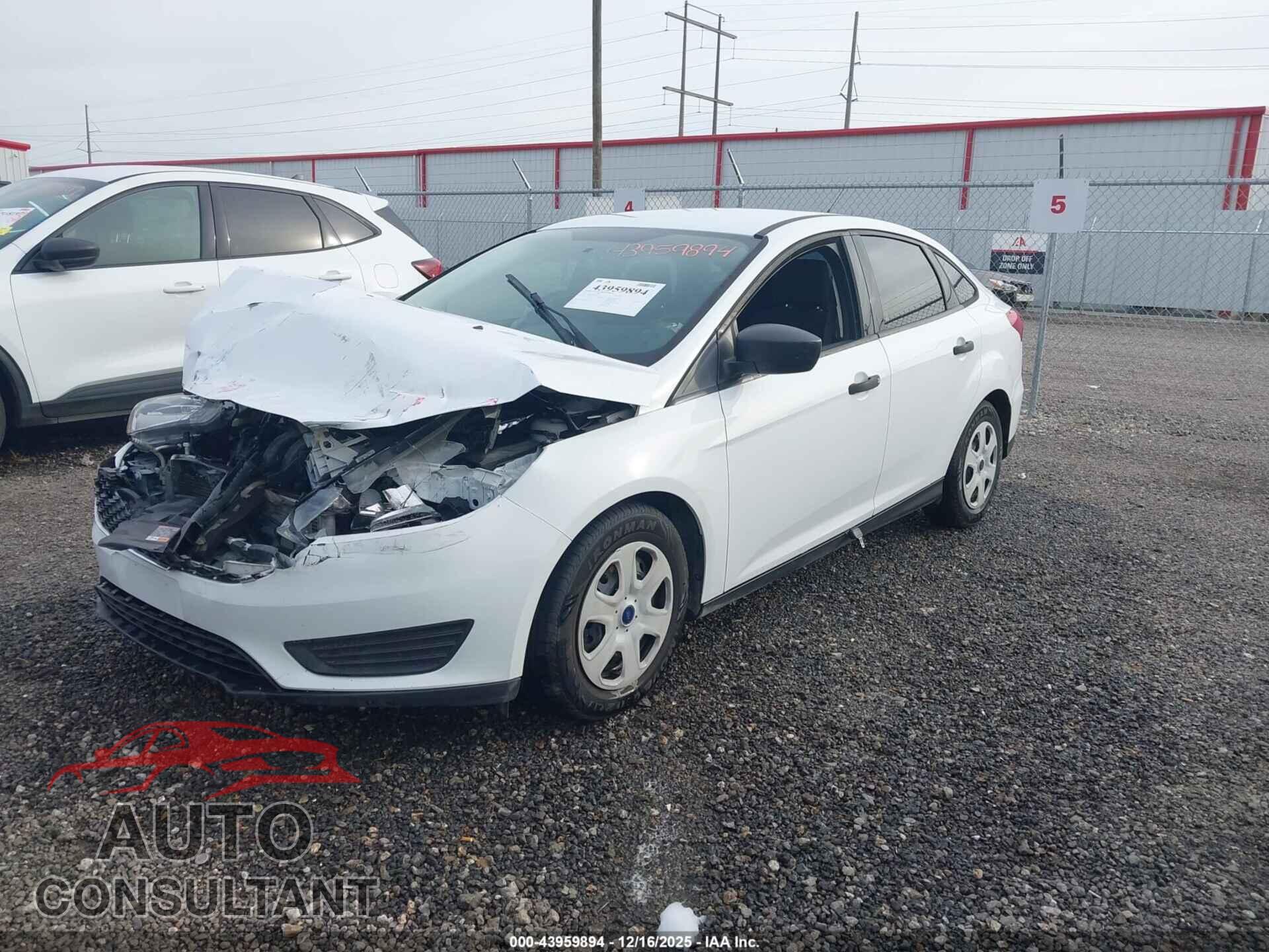 FORD FOCUS 2017 - 1FADP3E28HL301933