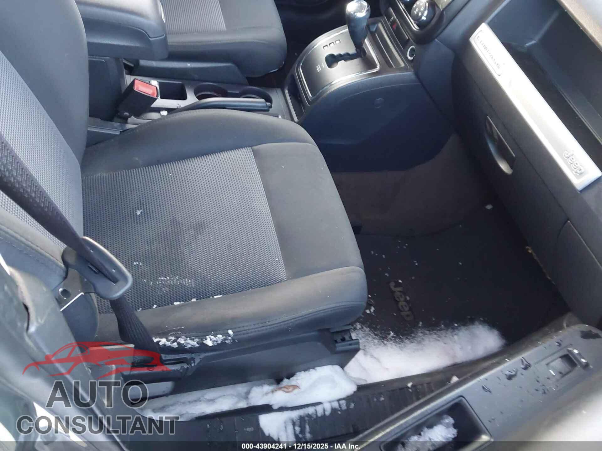 JEEP COMPASS 2015 - 1C4NJDBB5FD317153