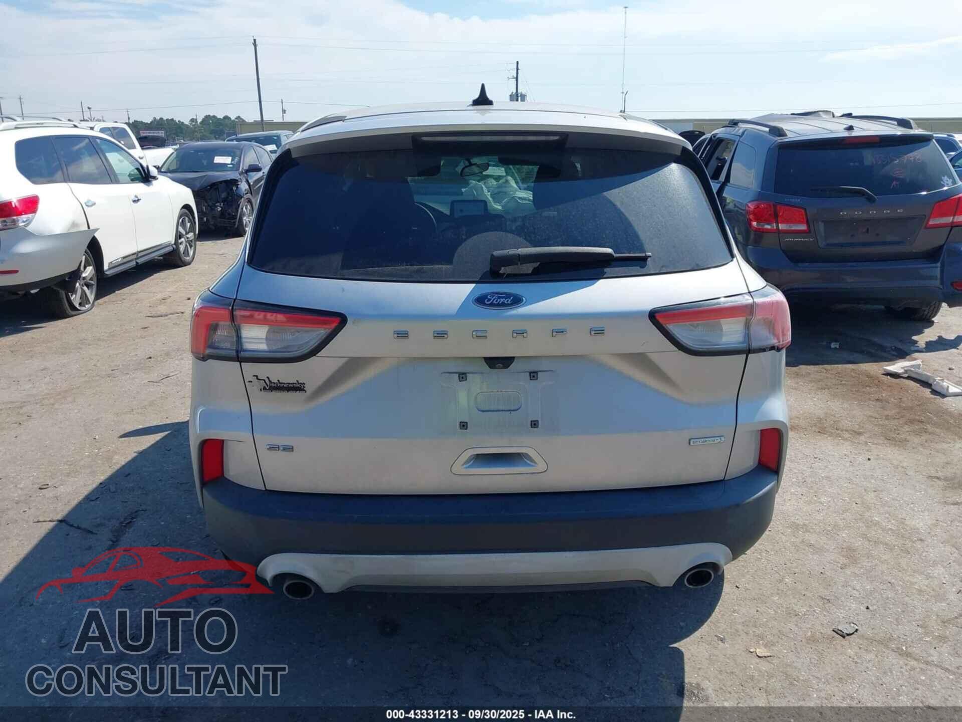 FORD ESCAPE 2020 - 1FMCU0G69LUA75364