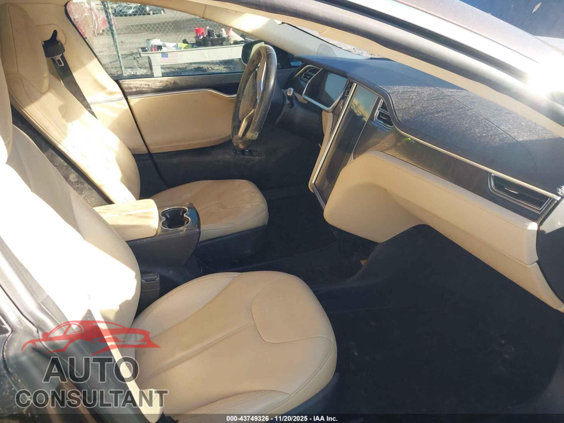 TESLA MODEL S 2012 - 5YJSA1CN2CFP01499