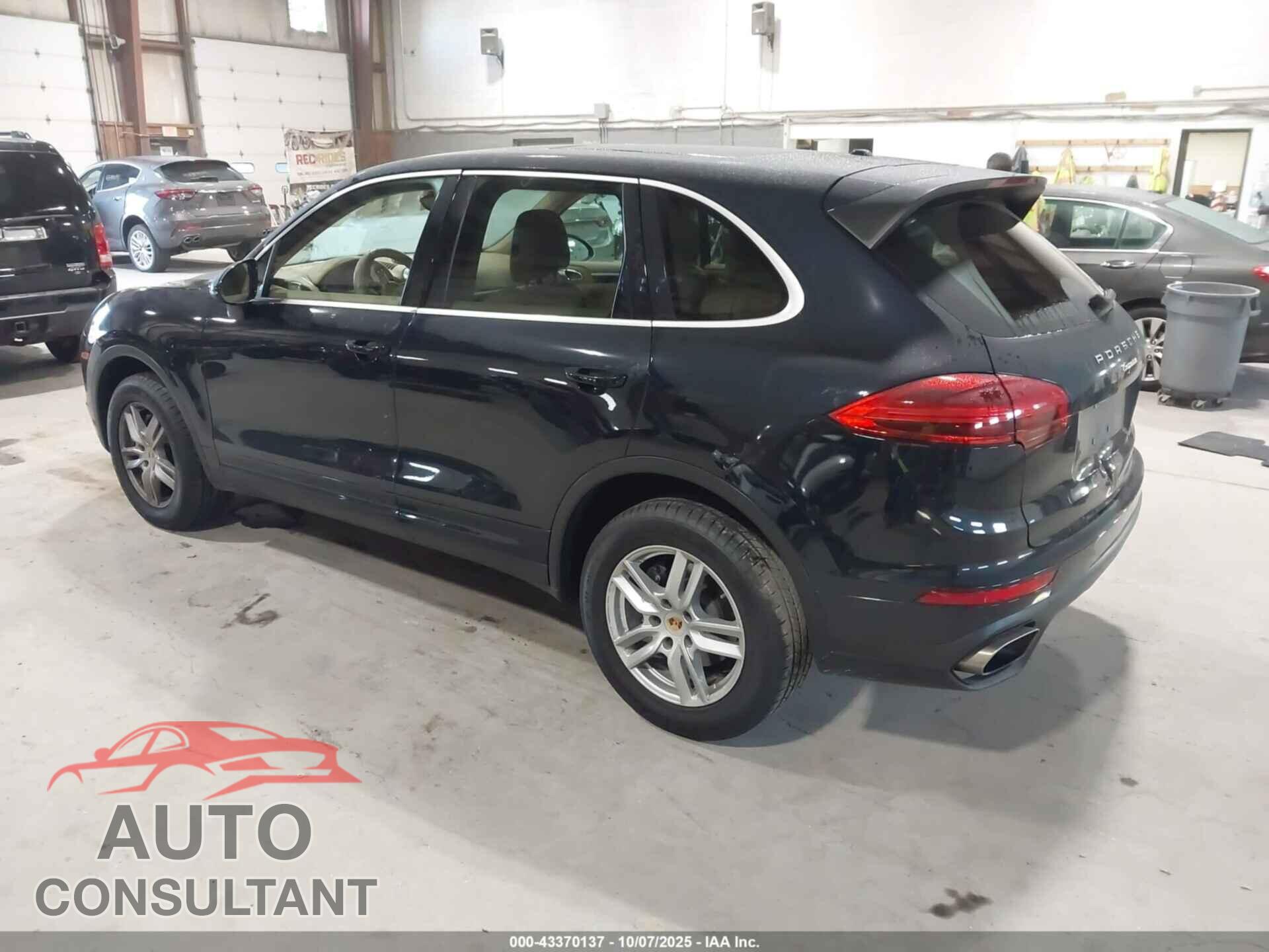 PORSCHE CAYENNE 2016 - WP1AA2A28GLA10652