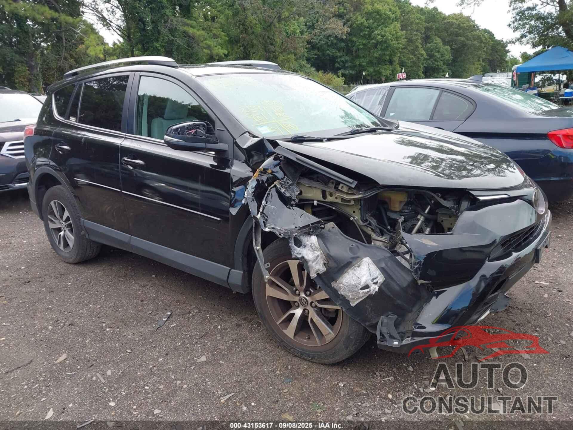 TOYOTA RAV4 2018 - 2T3RFREV1JW821300