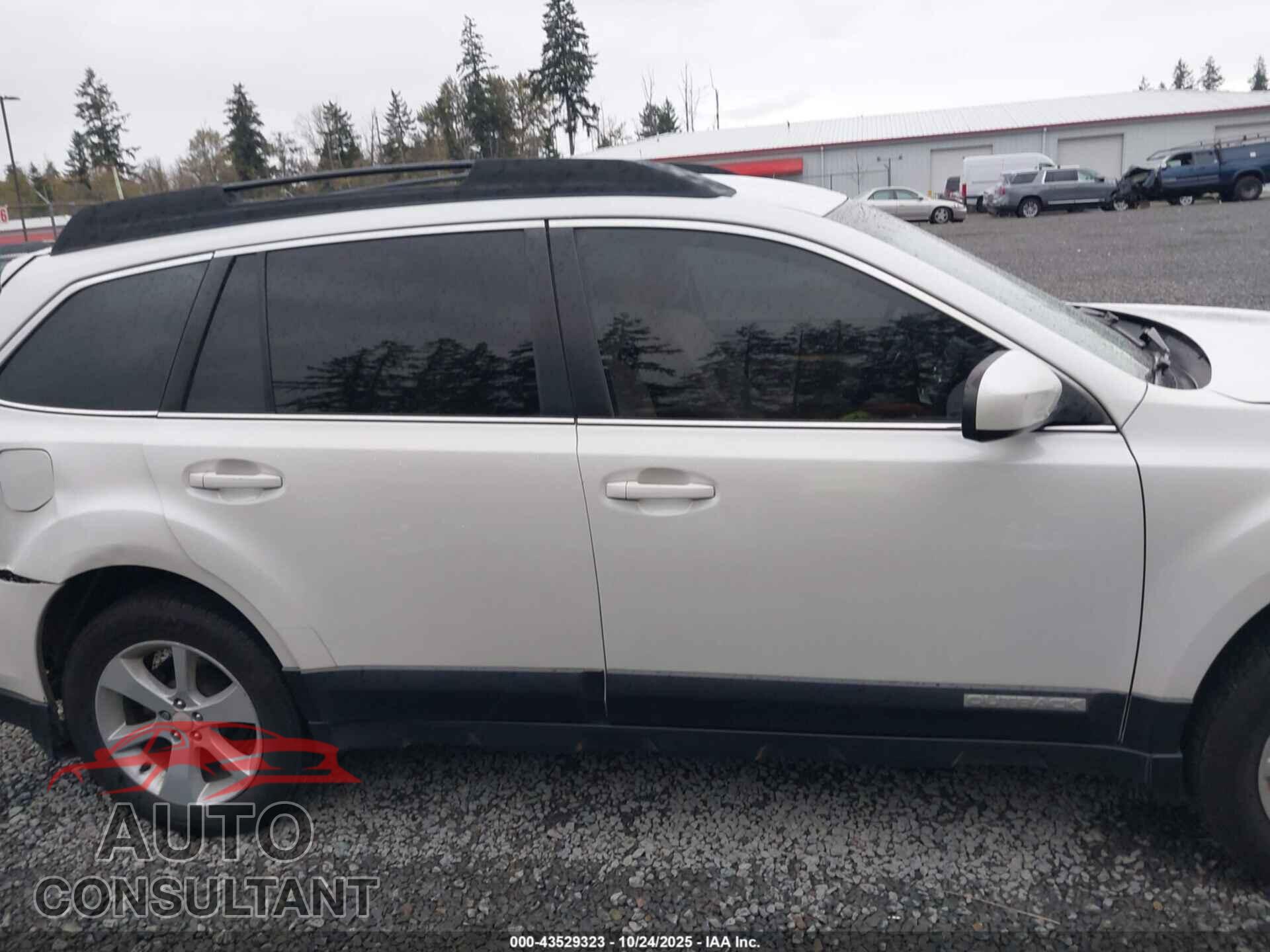 SUBARU OUTBACK 2014 - 4S4BRBCC6E3302961