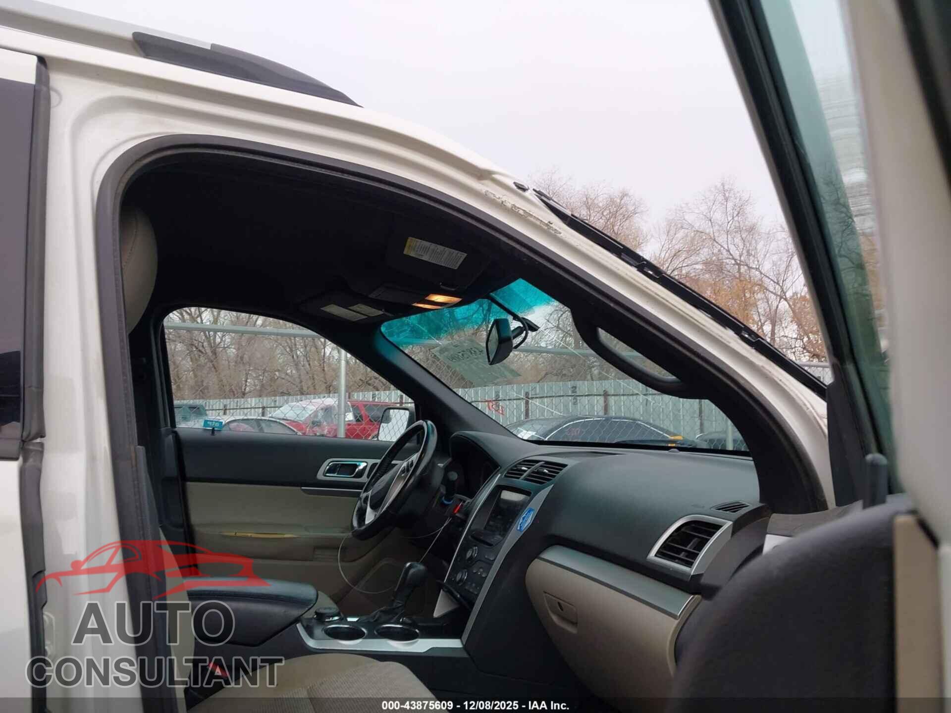 FORD EXPLORER 2011 - 1FMHK8D84BGA16087