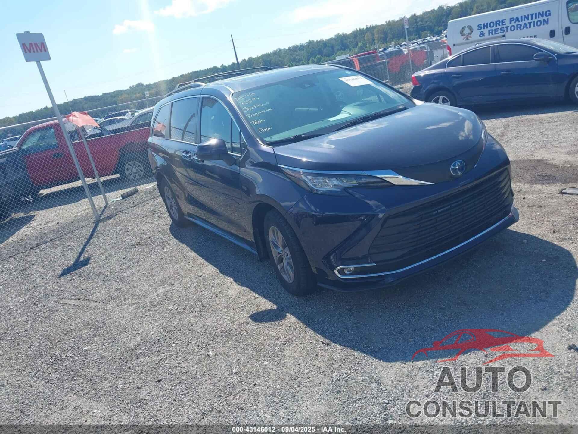 TOYOTA SIENNA 2021 - 5TDJSKFC0MS023566