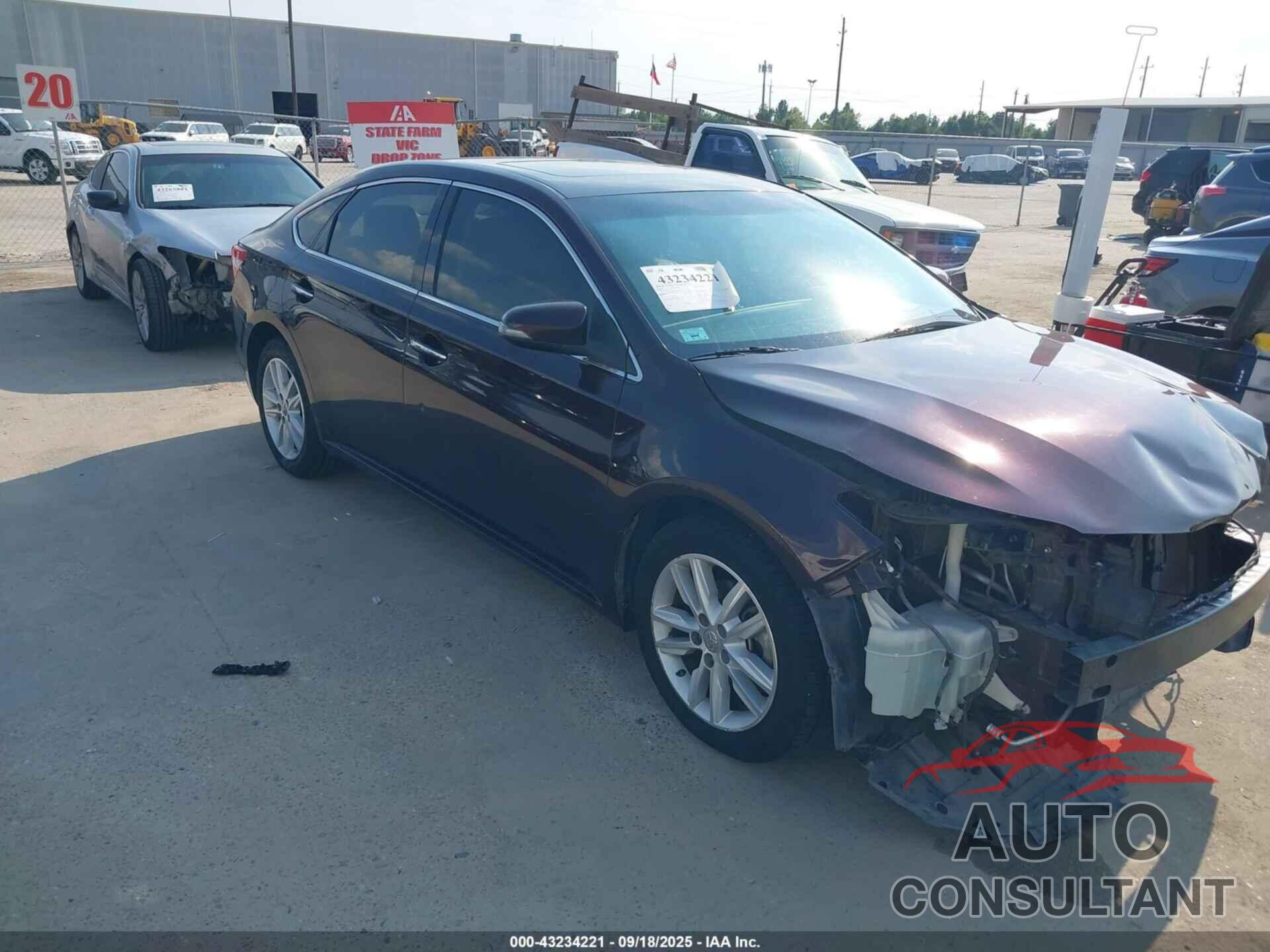 TOYOTA AVALON 2013 - 4T1BK1EB5DU024565