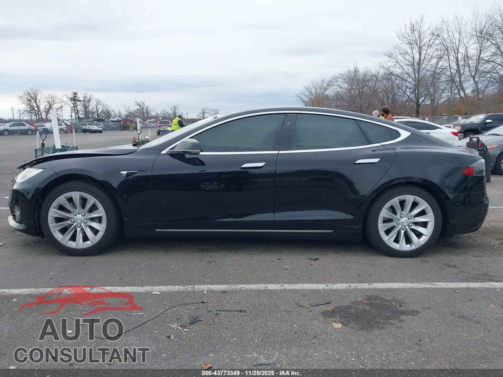 TESLA MODEL S 2017 - 5YJSA1E23HF214502