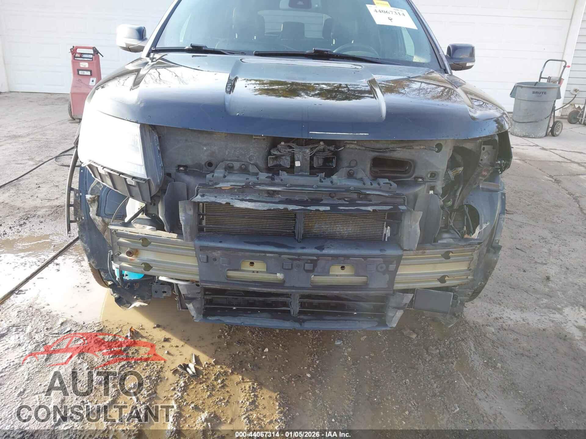 FORD EXPLORER 2018 - 1FM5K8D80JGB41993