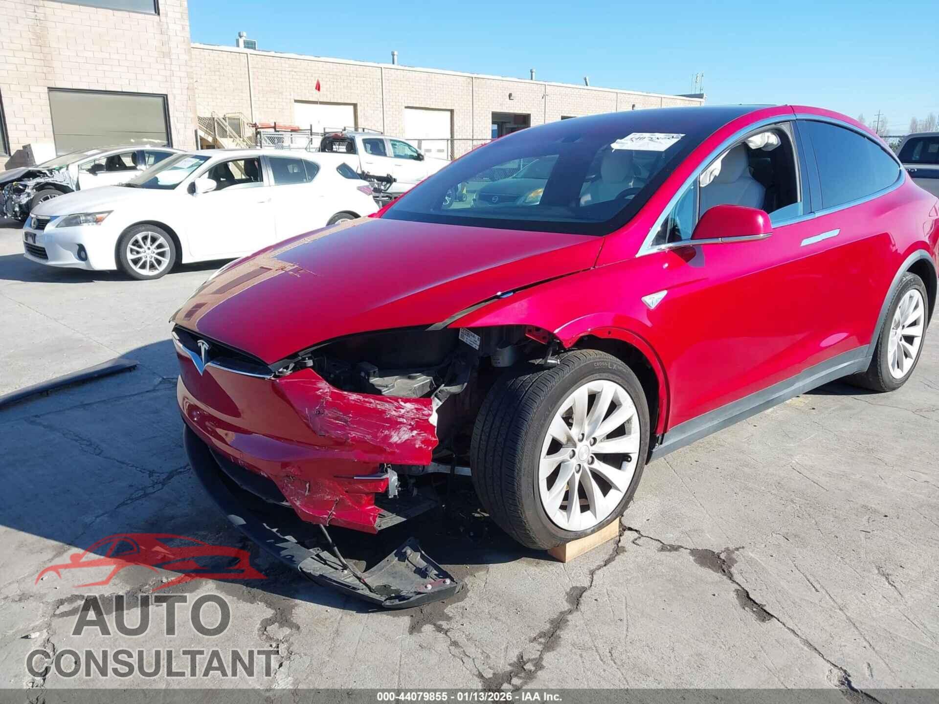 TESLA MODEL X 2016 - 5YJXCBE25GF013298
