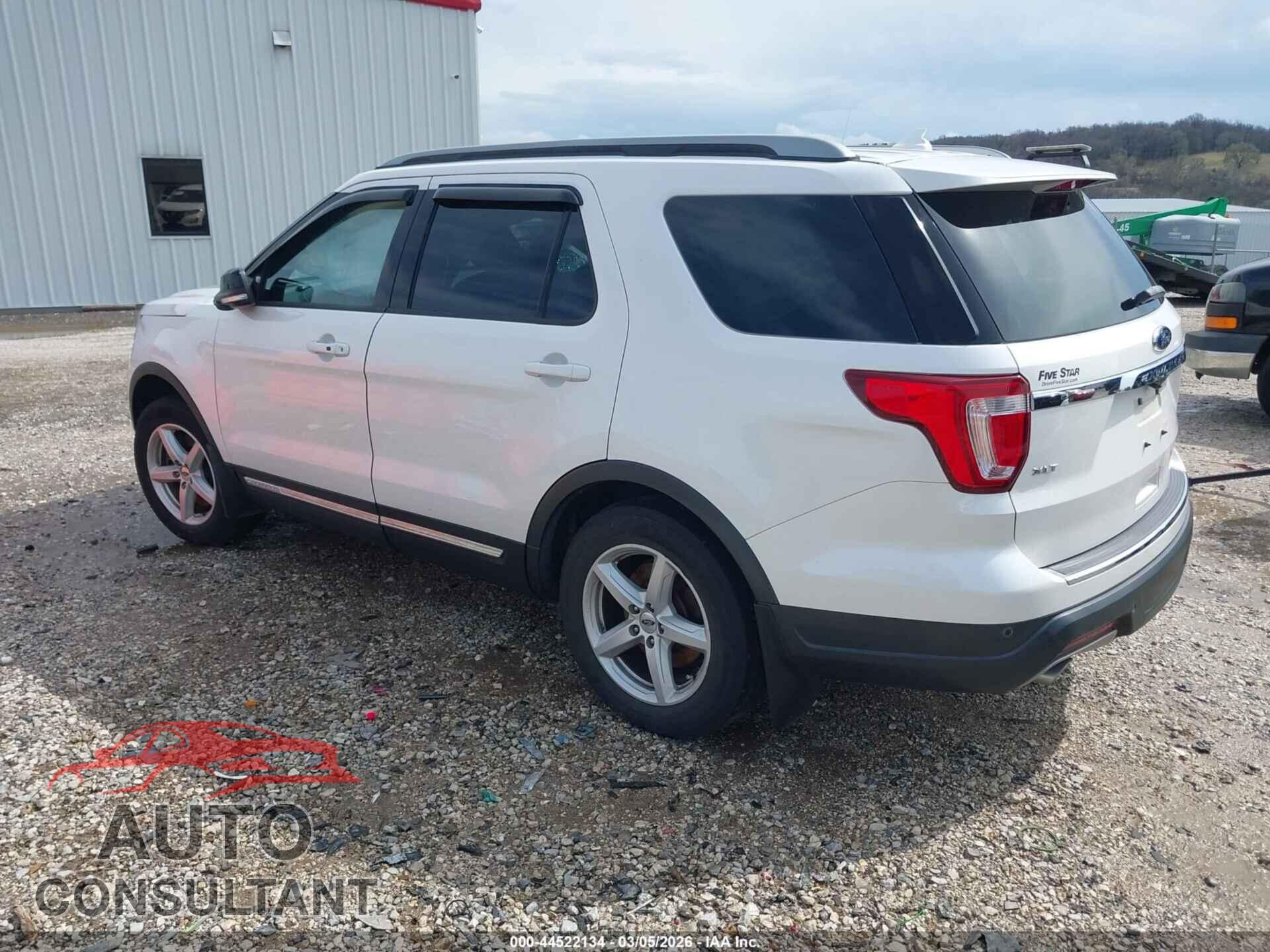 FORD EXPLORER 2018 - 1FM5K7DHXJGB29148