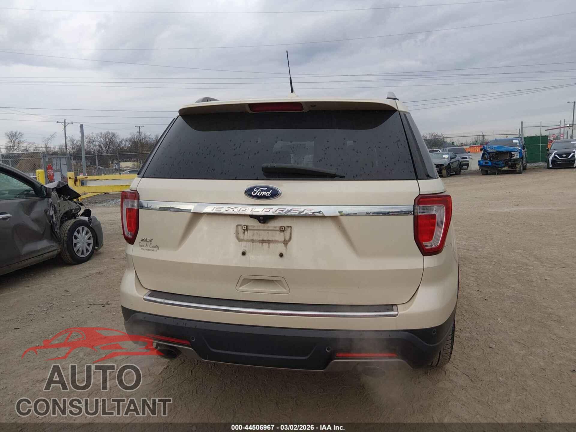 FORD EXPLORER 2018 - 1FM5K7D88JGB39080