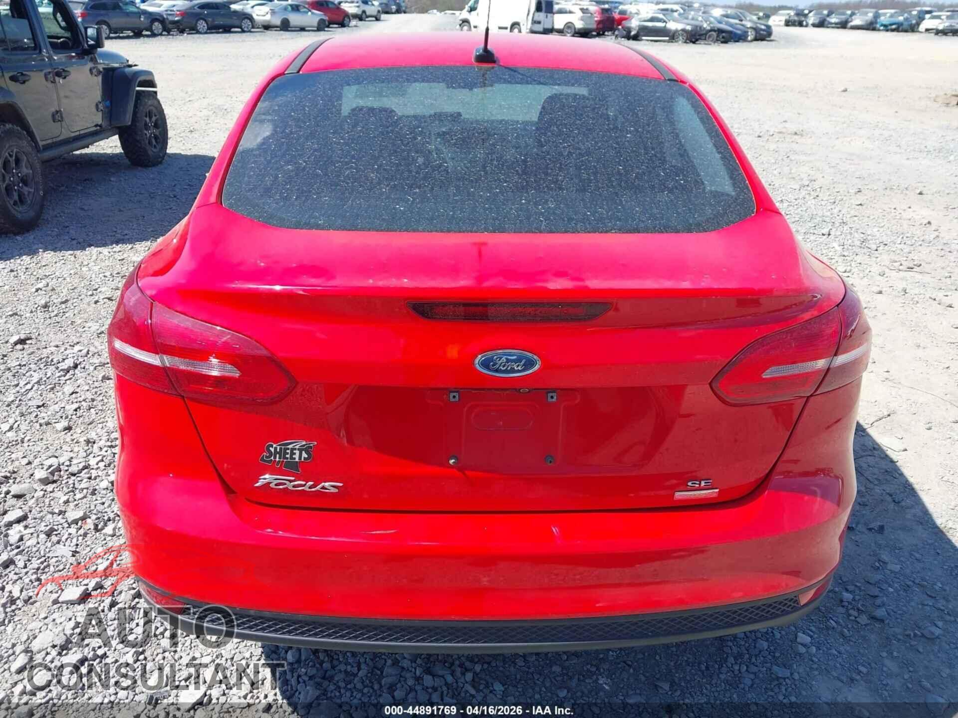 FORD FOCUS 2017 - 1FADP3FE2HL276097