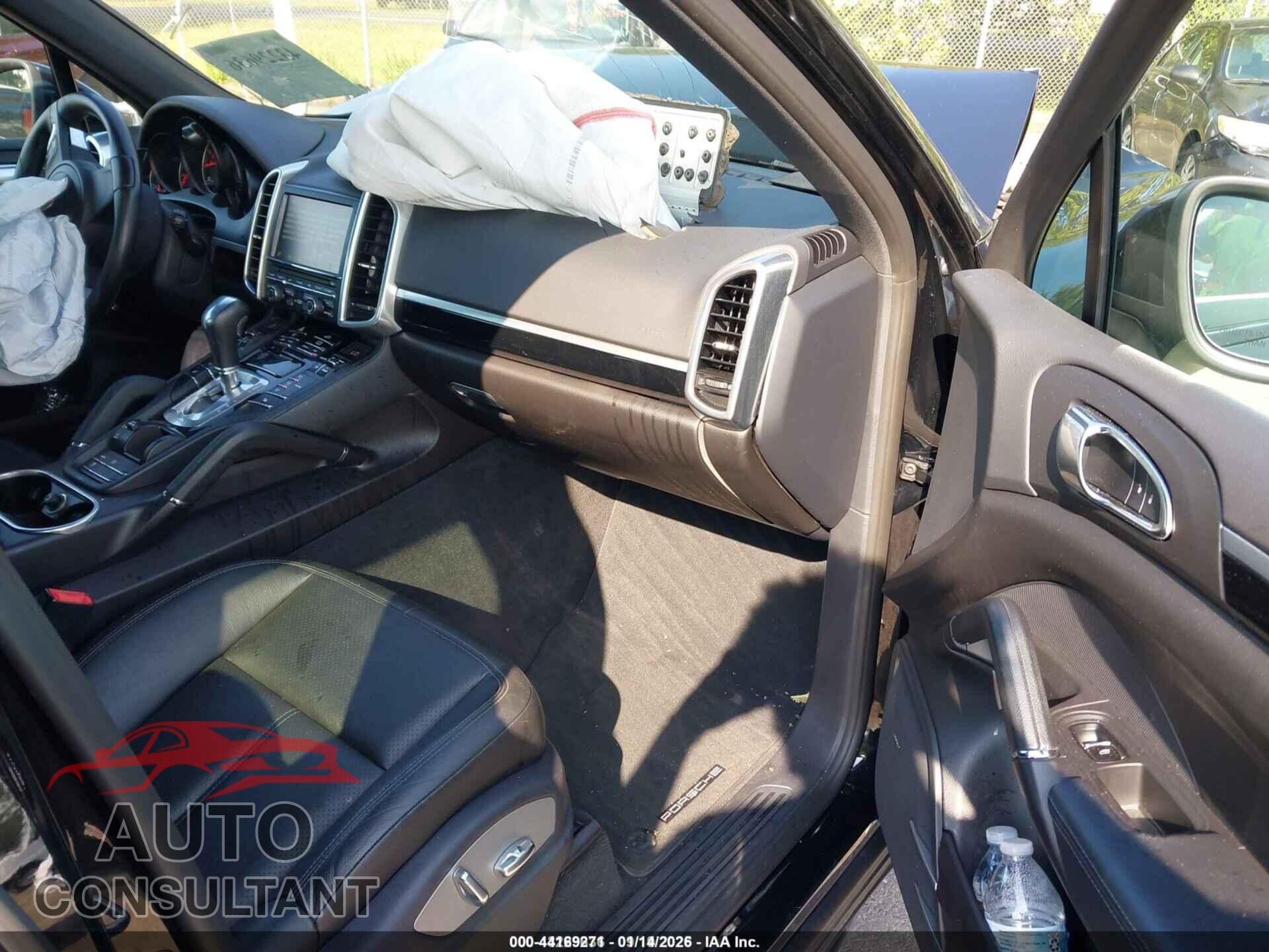 PORSCHE CAYENNE 2014 - WP1AA2A24ELA96040
