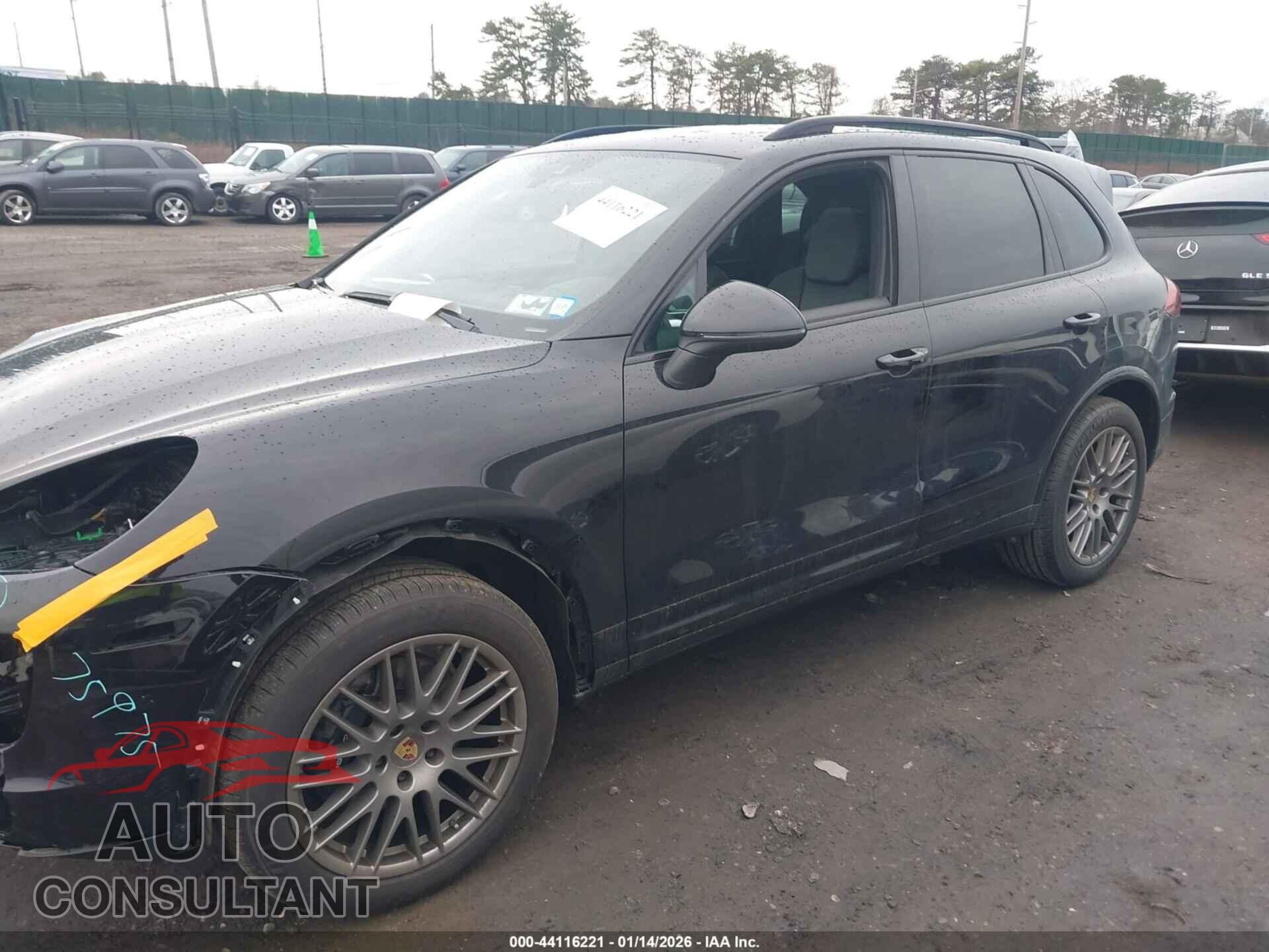 PORSCHE CAYENNE 2017 - WP1AA2A20HKA82419