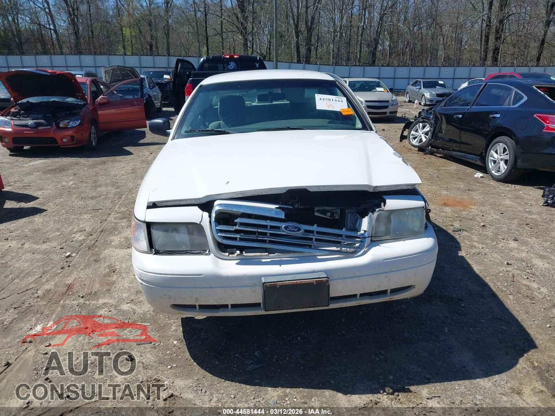 FORD CROWN VICTORIA 2011 - 2FABP7BV1BX179357
