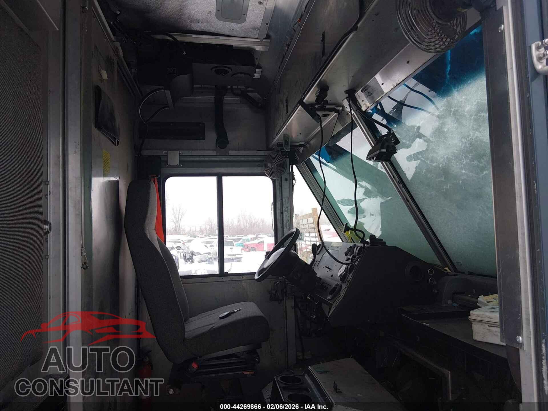 FORD E-450 STRIPPED 2019 - 1FC3E4K68KDC48628