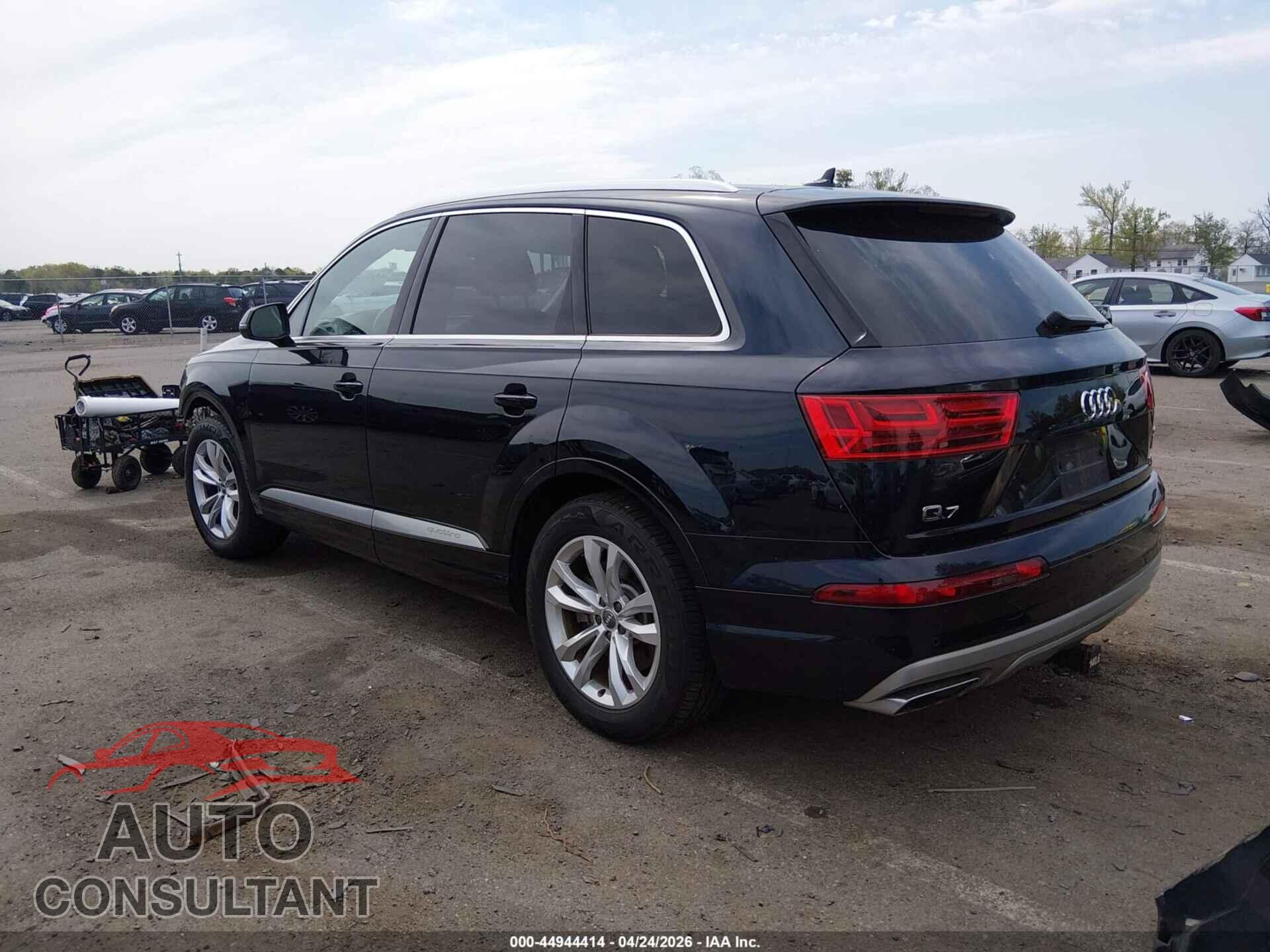 AUDI Q7 2017 - WA1LHBF73HD036561