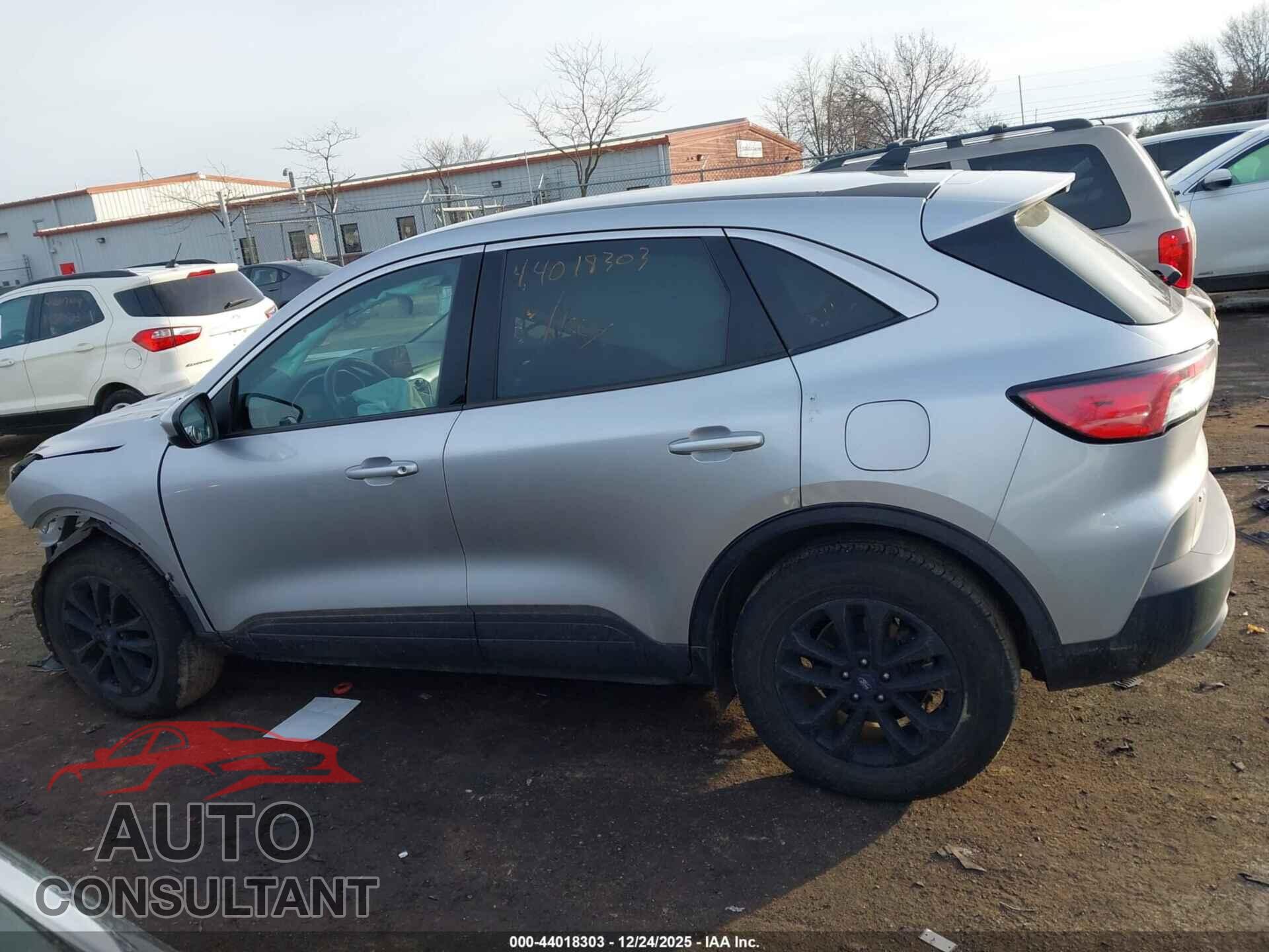 FORD ESCAPE 2020 - 1FMCU9G65LUA52376