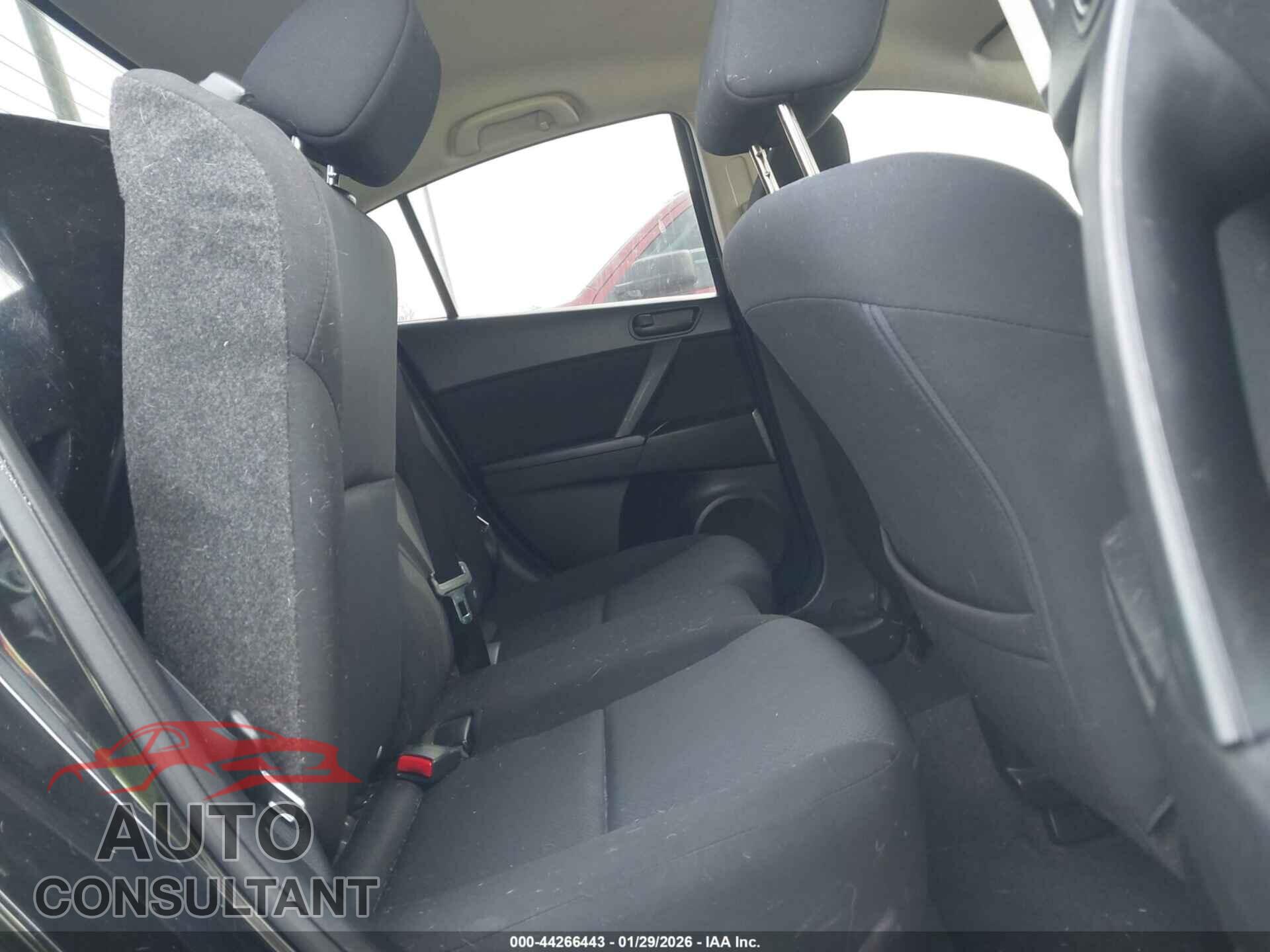MAZDA MAZDA3 2011 - JM1BL1UF3B1377231