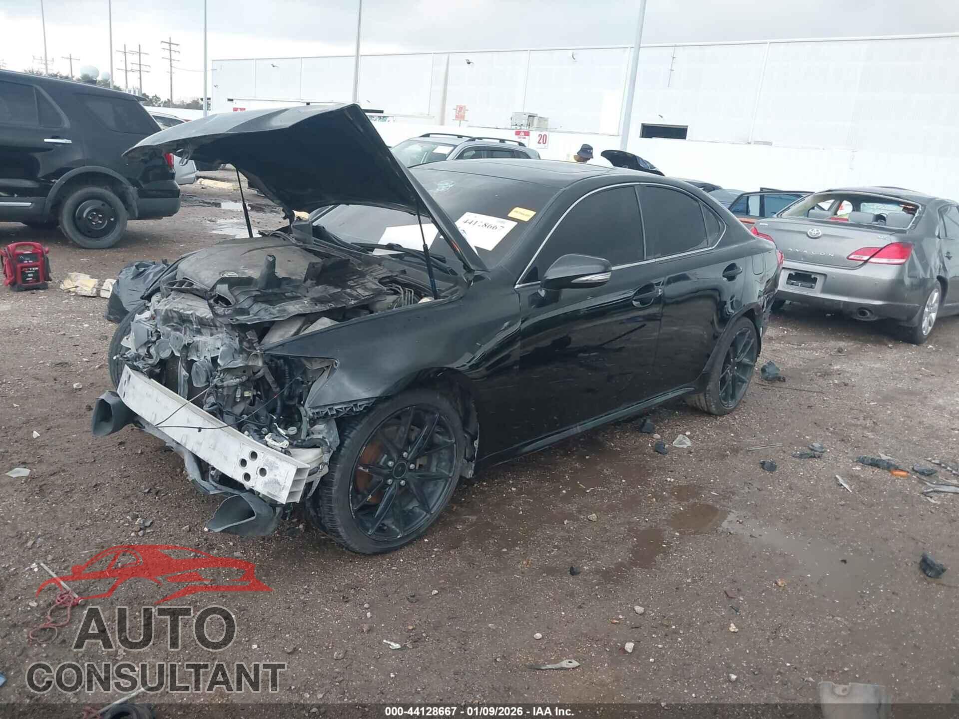 LEXUS IS 2012 - JTHBF5C26C5158771