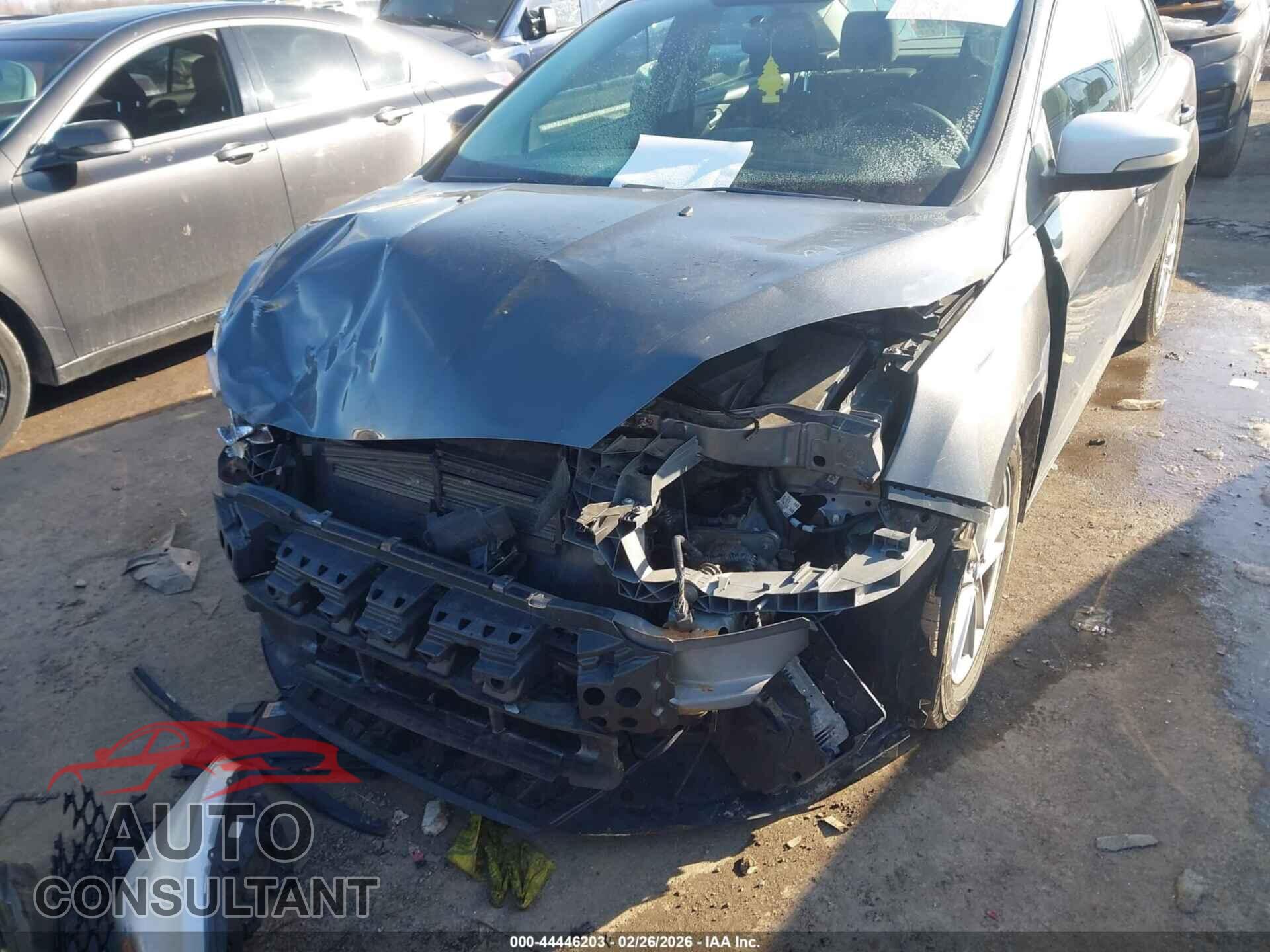 FORD FOCUS 2016 - 1FADP3F21GL202058