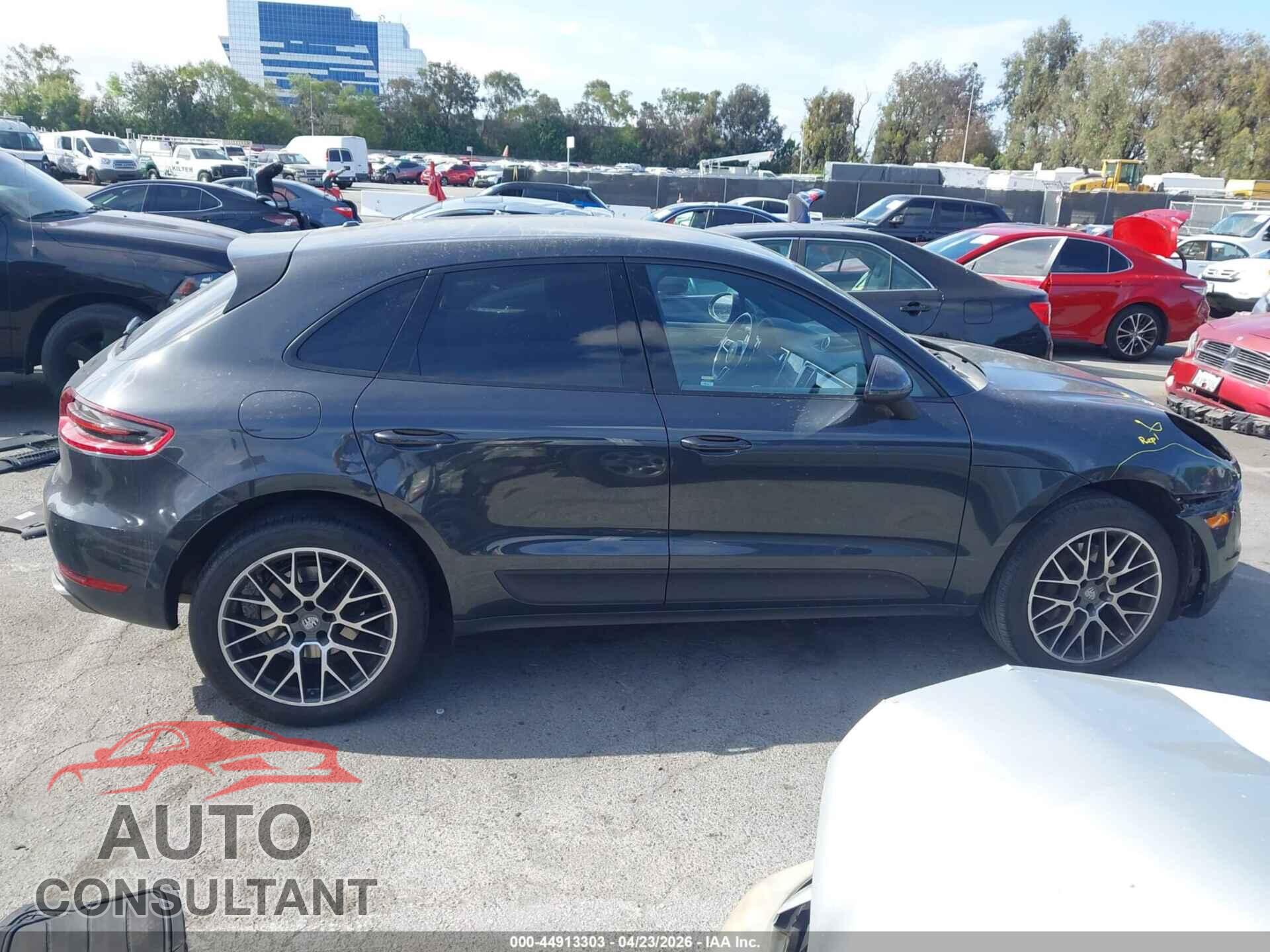 PORSCHE MACAN 2018 - WP1AA2A59JLB19588